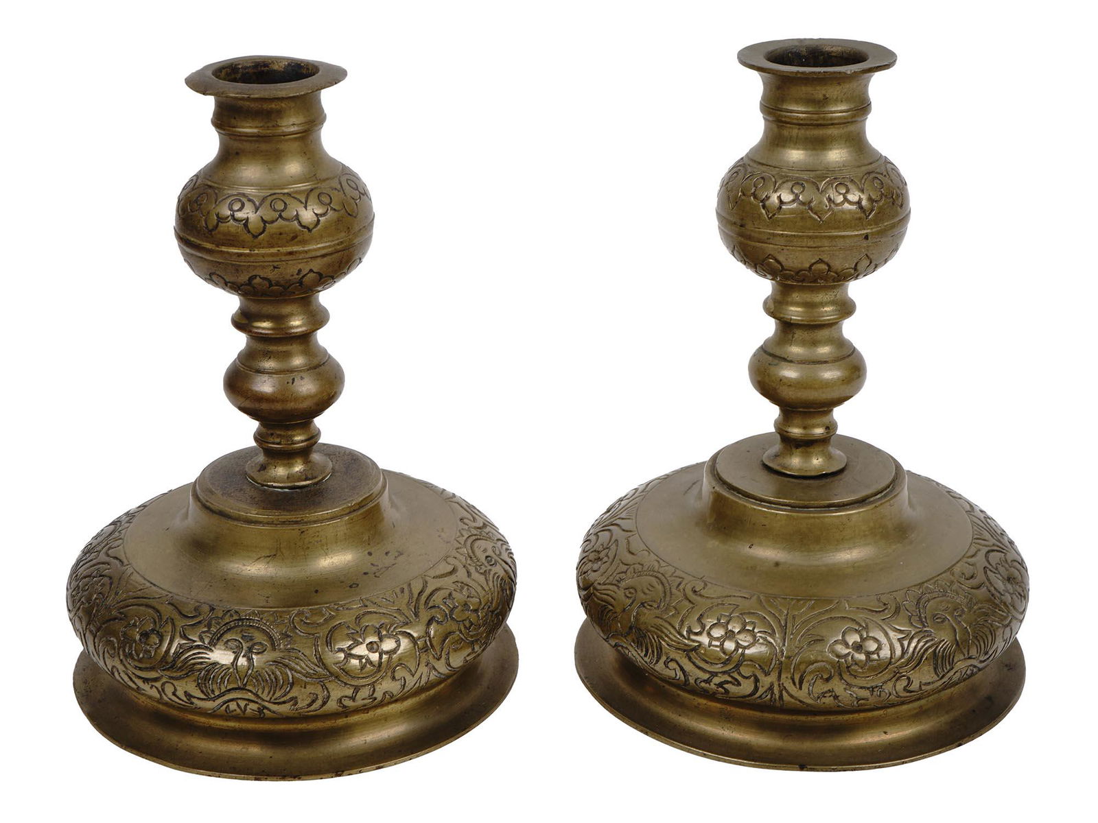 ANTIQUE CONTINENTAL JUDAICA BRONZE CANDLESTICKS (1 of 6)