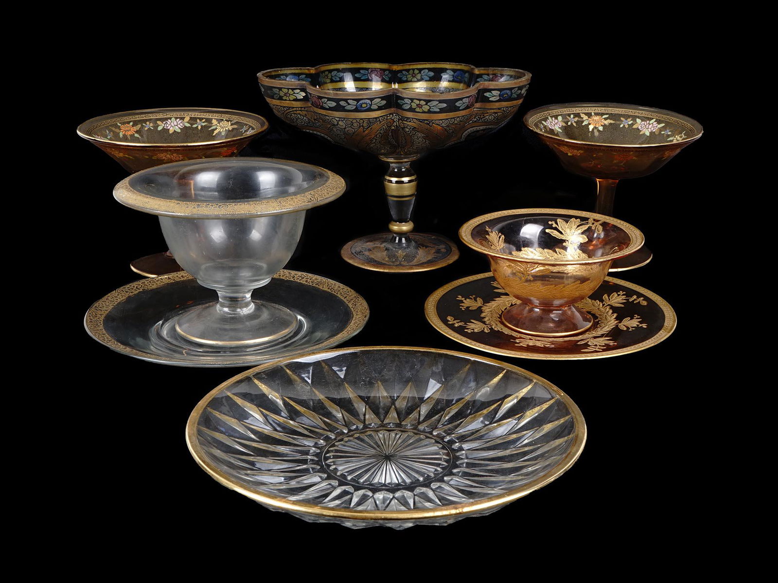 VINTAGE GILDED HANDPAINTED GLASS TABLEWARE VASES (1 of 8)