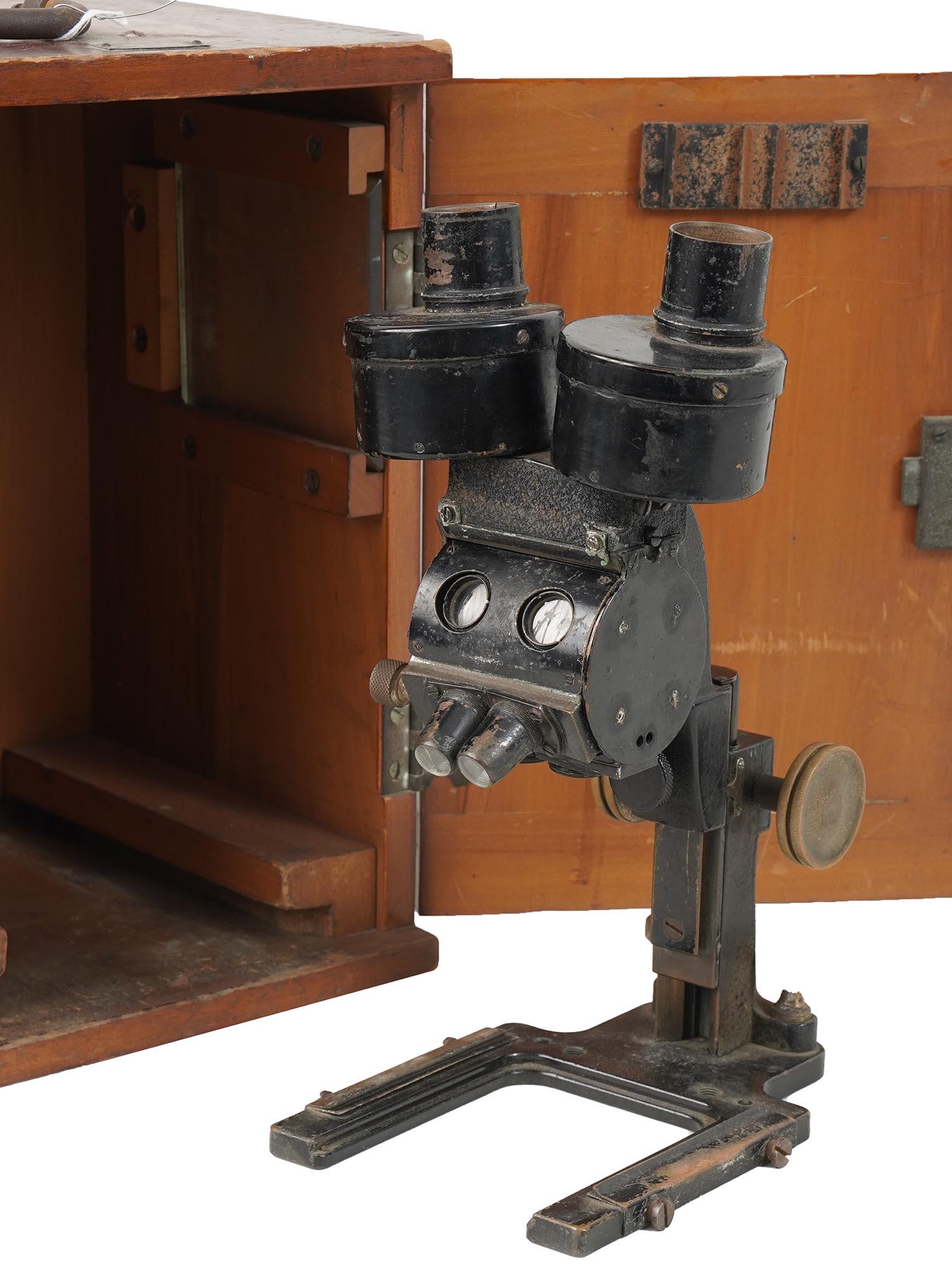 ANTIQUE 1920 BAUSCH AND LOMB BINOCULAR MICROSCOPE (1 of 15)