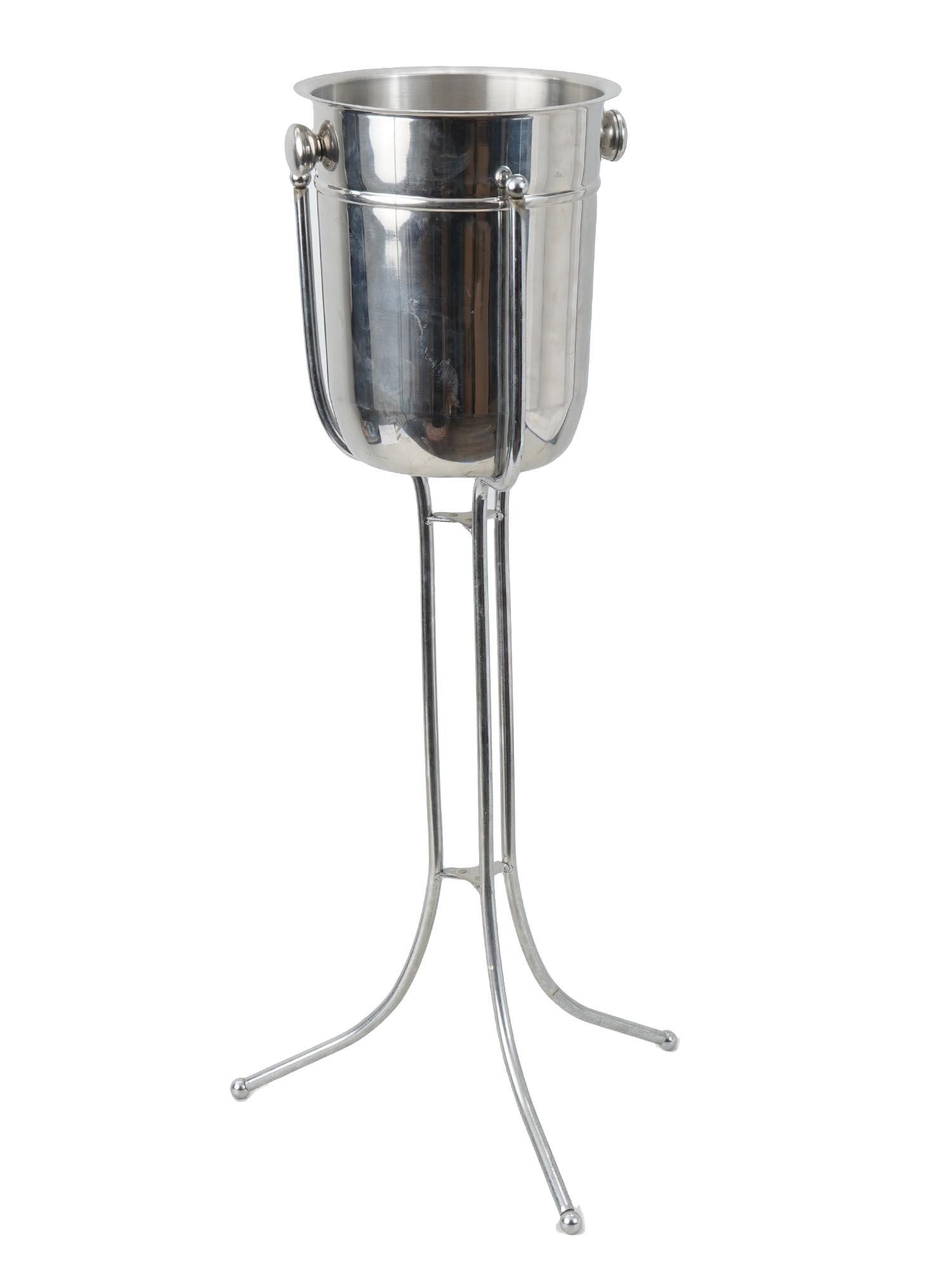 VINTAGE FLOOR STAND WITH A BUCKET FOR CHAMPAGNE (1 of 6)