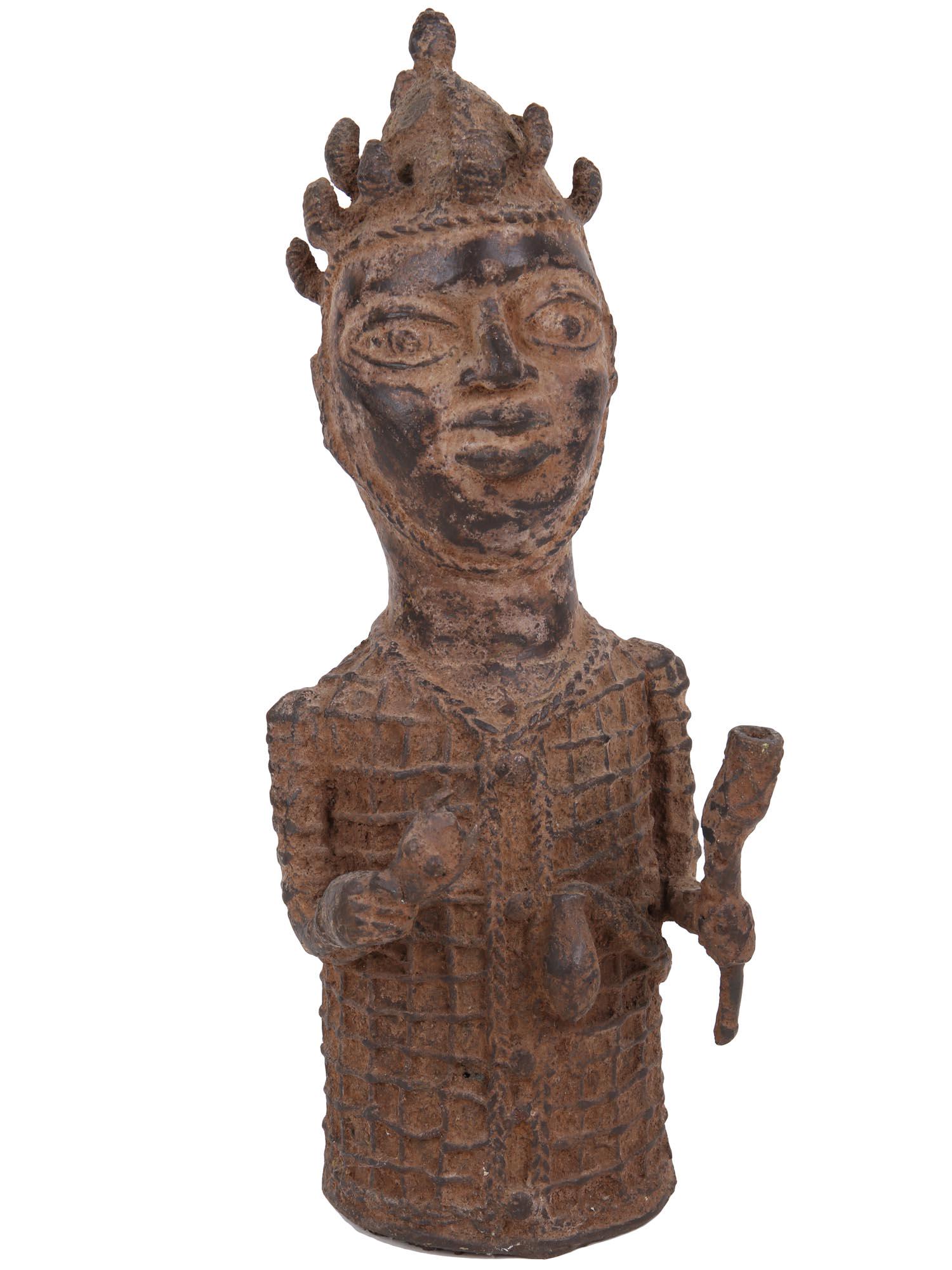 ANTIQUE AFRICAN BENIN CAST BRONZE TORSO STATUE (1 of 7)