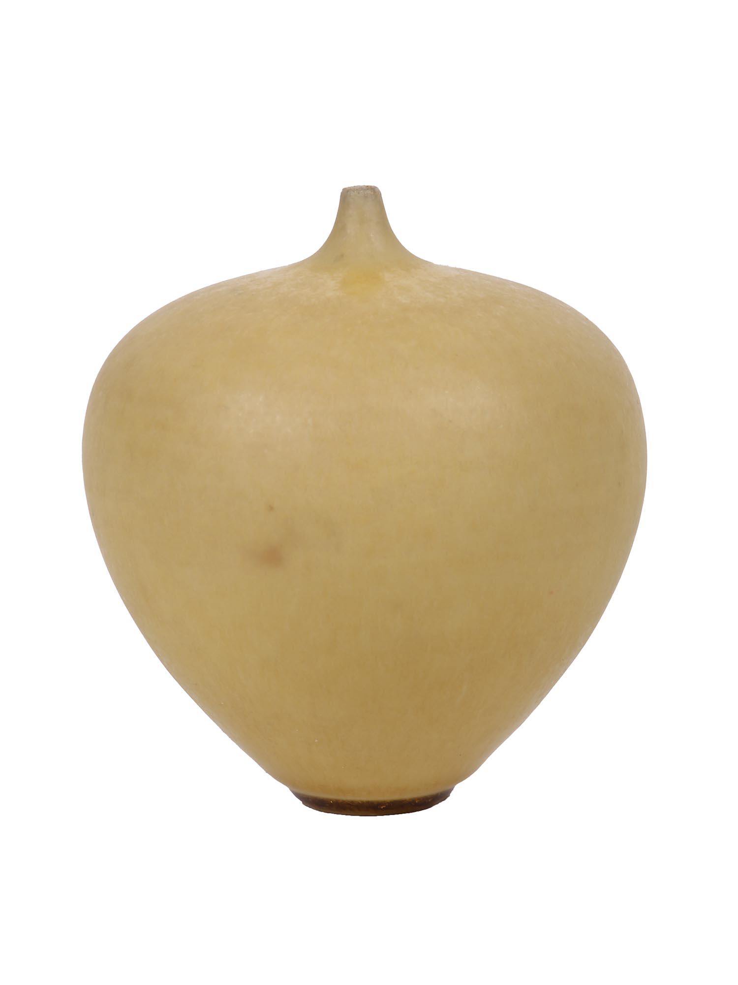 MINIMALIST POTTERY CERAMIC BULB VASE SIGNED (1 of 4)