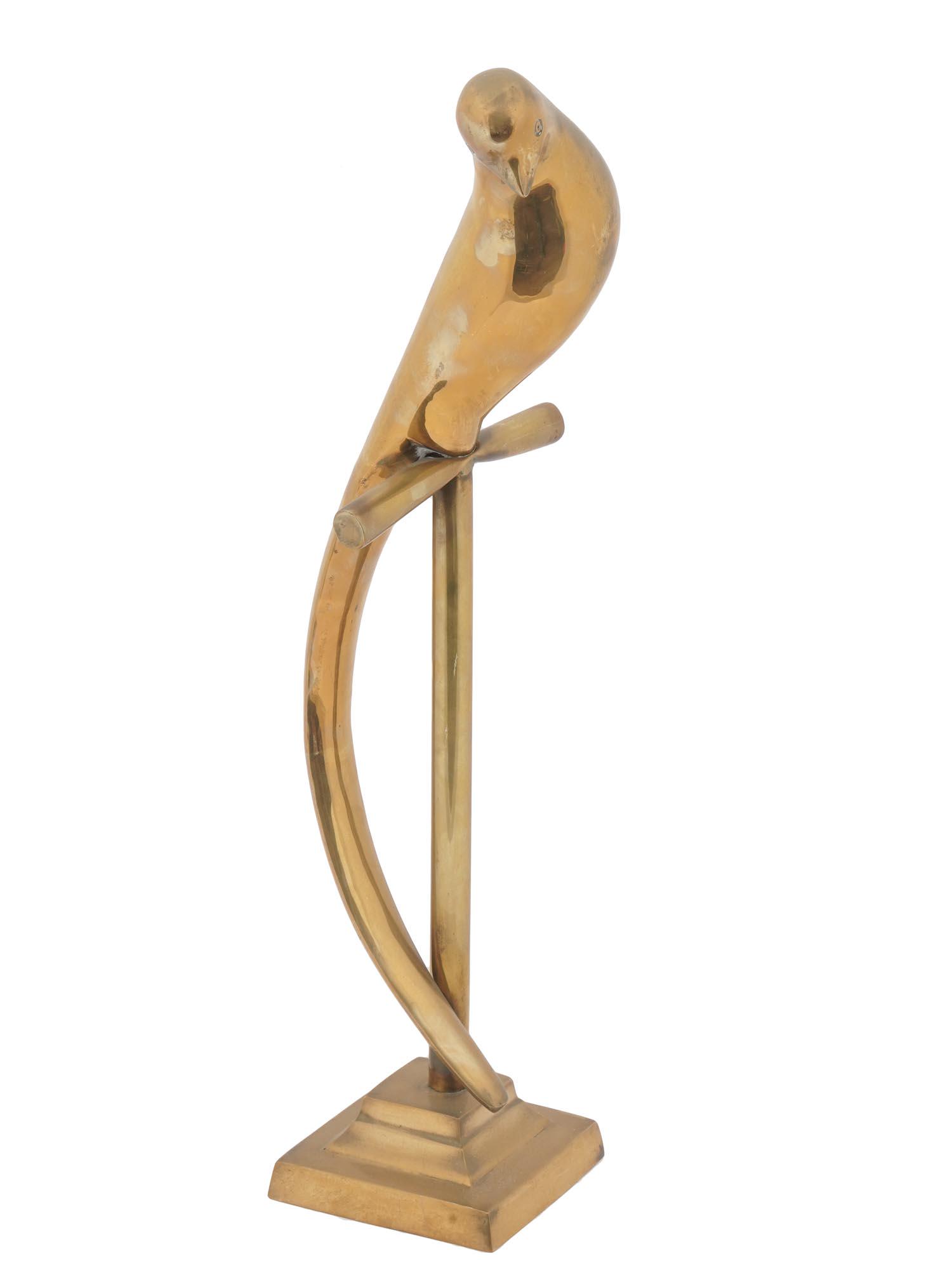 VINTAGE MODERNIST METAL BIRD FIGURINE (1 of 5)