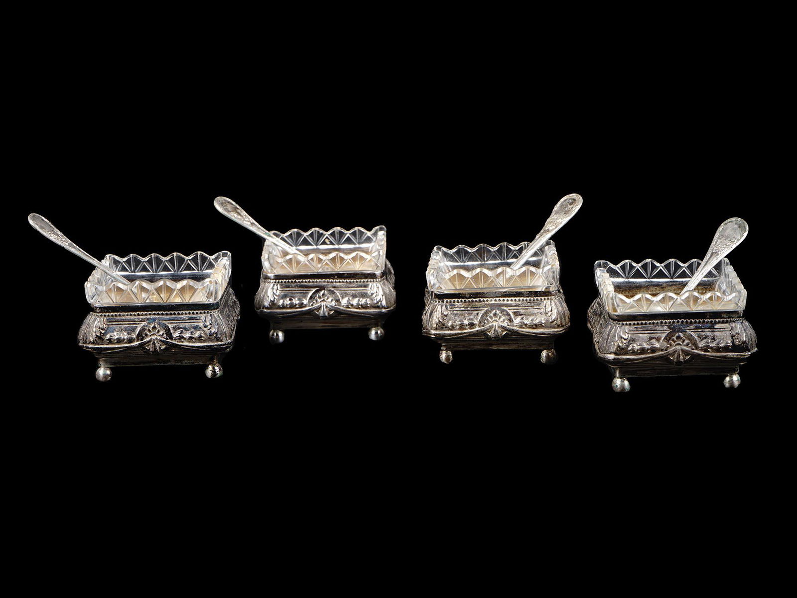 ANTIQUE AUSTRIAN SILVER SALT CELLARS WITH SPOONS (1 of 12)