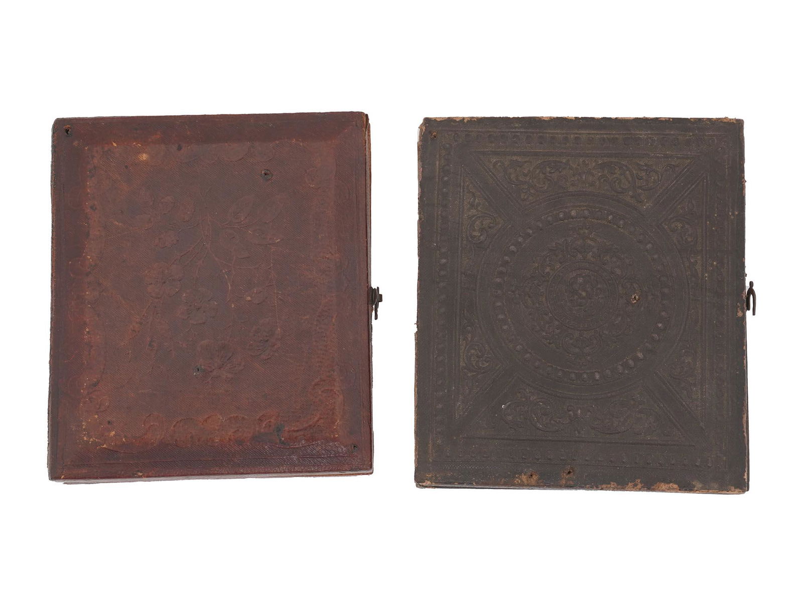 ANTIQUE 1860S TINTYPE PHOTO PORTRAITS IN CASES (1 of 6)