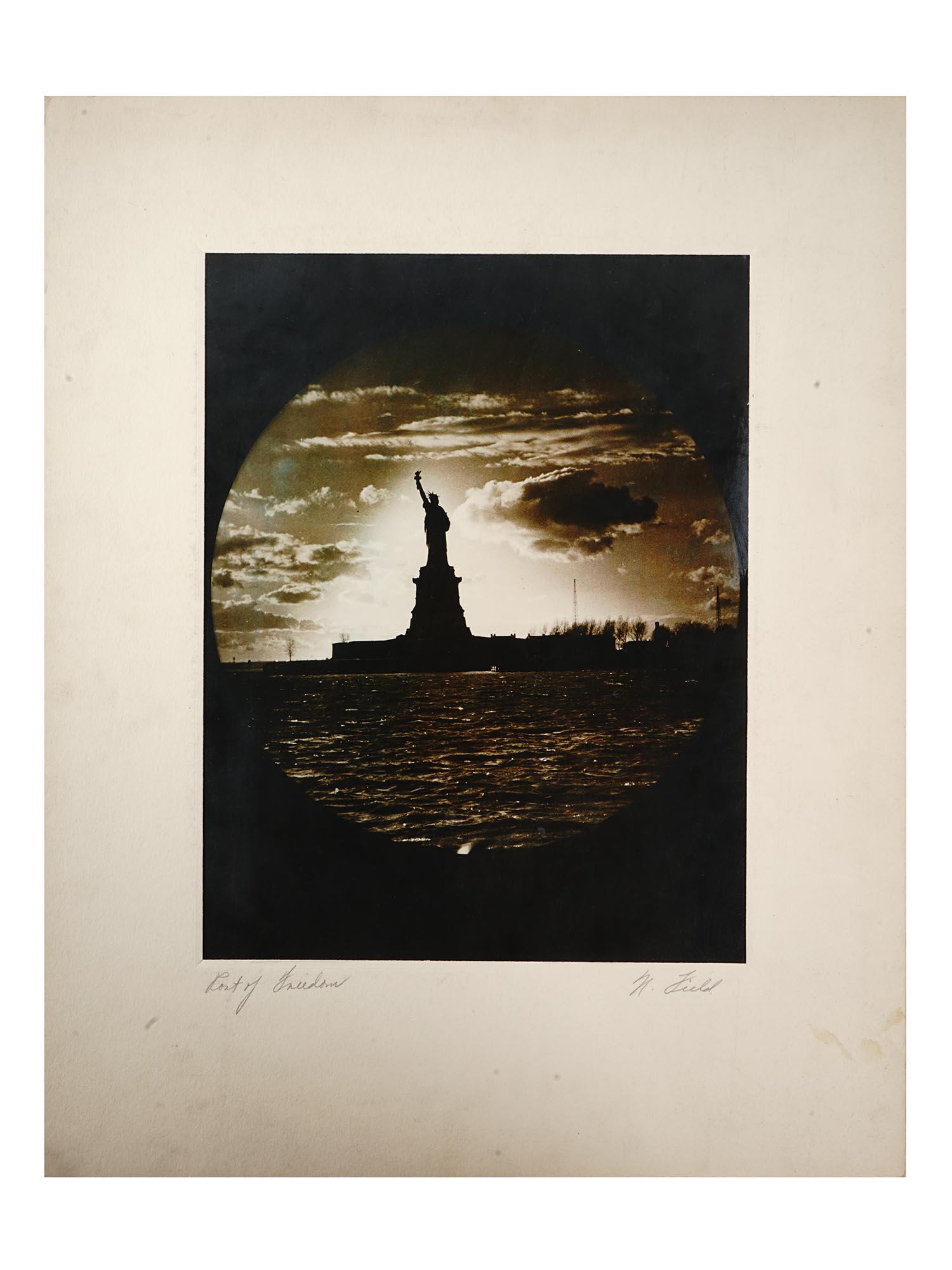 1940S AMERICAN NEW YORK PHOTO BY NATHANIEL FIELD: Nathaniel Field, American, 20th century, rare black and white photograph mounted on a laid paper depicting the Statue of Liberty, a colossal neoclassical sculpture on Liberty Island in New York Harbor