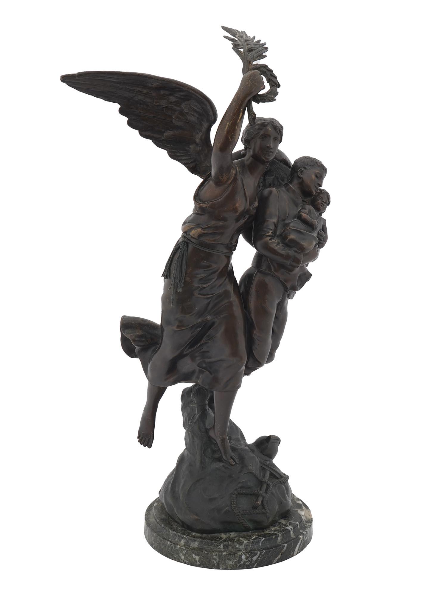 FRENCH FABRICATION FRANCAISE ANGEL SPELTER STATUE (1 of 8)