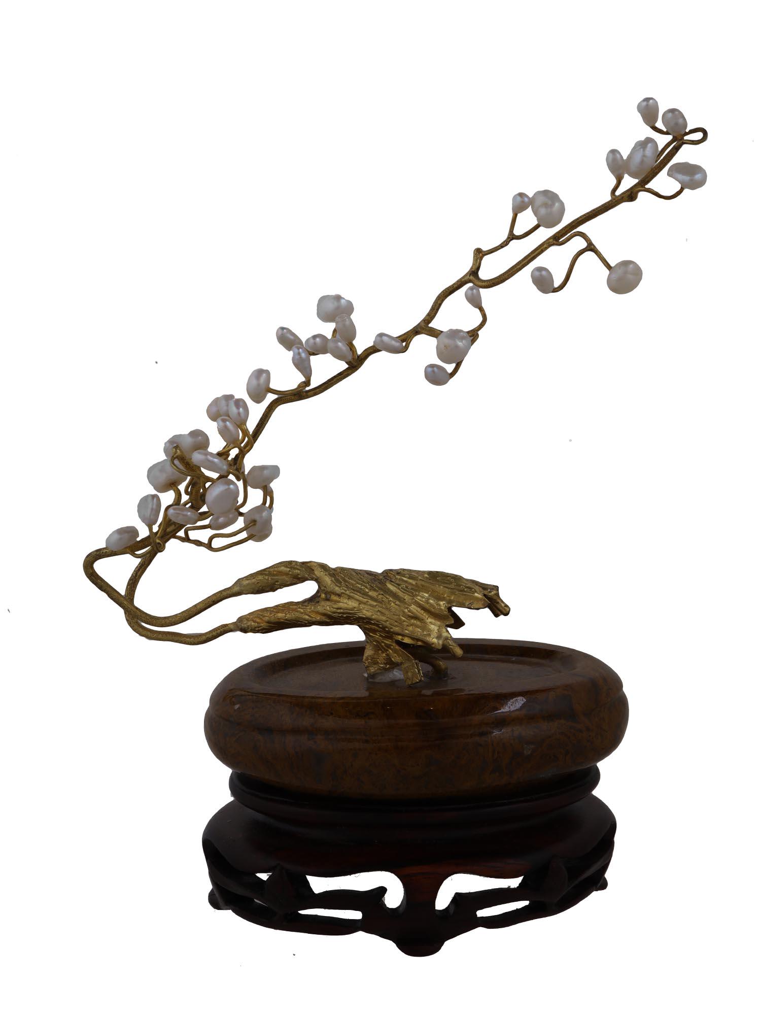 VINTAGE CHINESE SMALL BONSAI TREE WITH PEARLS (1 of 7)