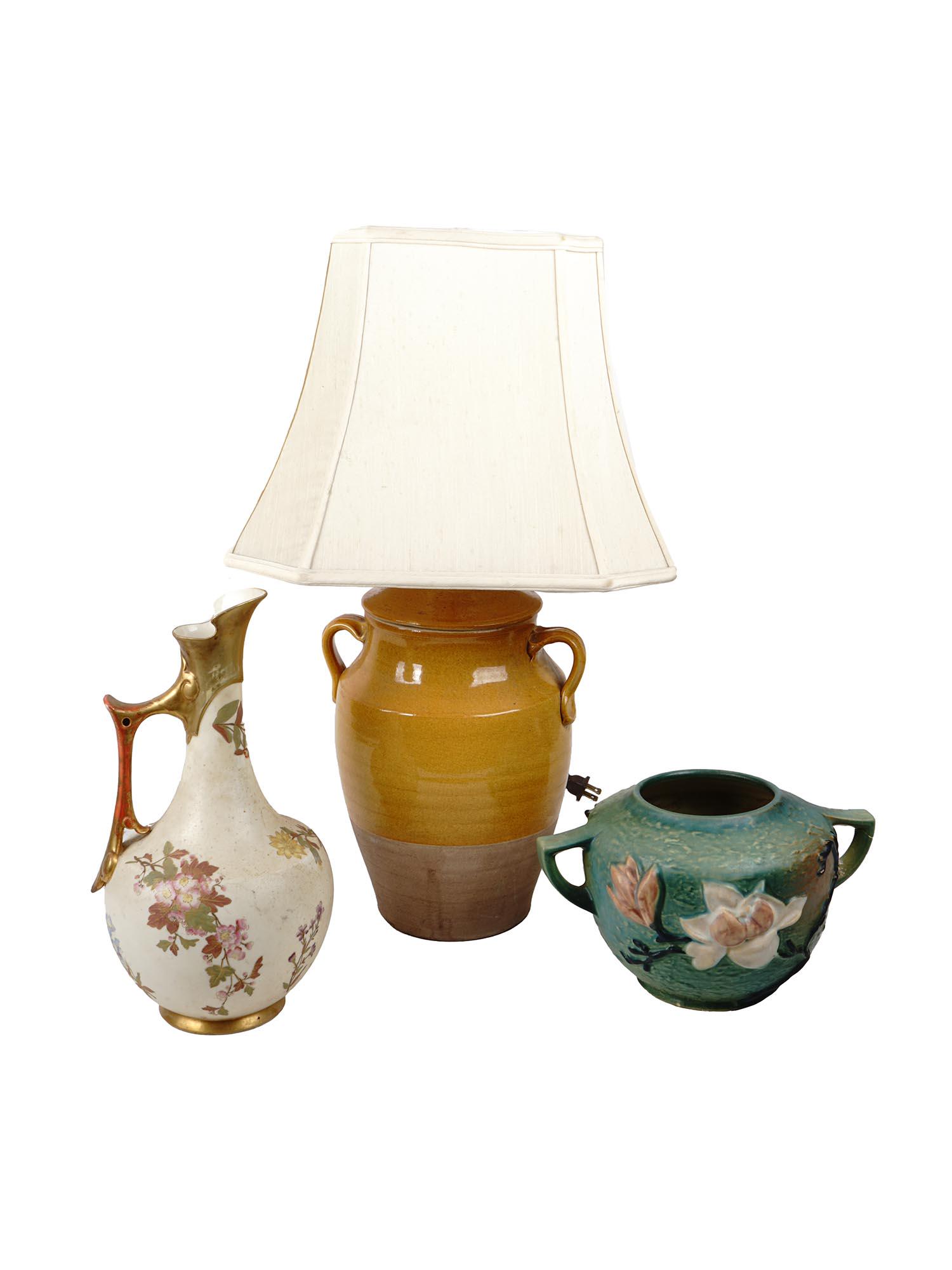 ANTIQUE TABLEWARE, ROSEVILLE, ROYAL WORCESTER: The lot includes a vintage Roseville USA pottery Magnolia 446-6 blue jardiniere double handled pot, dated circa 1940's and marked to the base; a mid century table lamp featuring a ceramic glaze covere