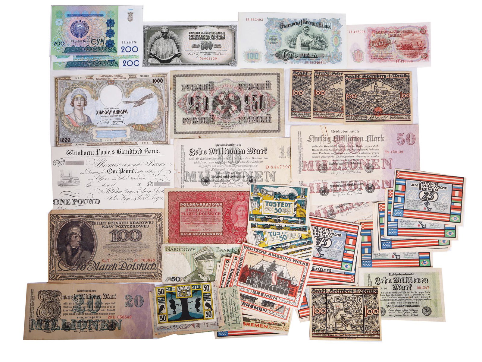 ANTIQUE AND VINTAGE EUROPE BANKNOTES CURRENCY: The lot includes: Uzbekistan 200 CYM 1997 banknotes, Yugoslavia 500 Dinara Banknote, 1000 Dinara banknote with a portrait of Maria, Queen of Yugoslavia 1981, Bulgarian banknotes 200 Leva and 10 Leva, 