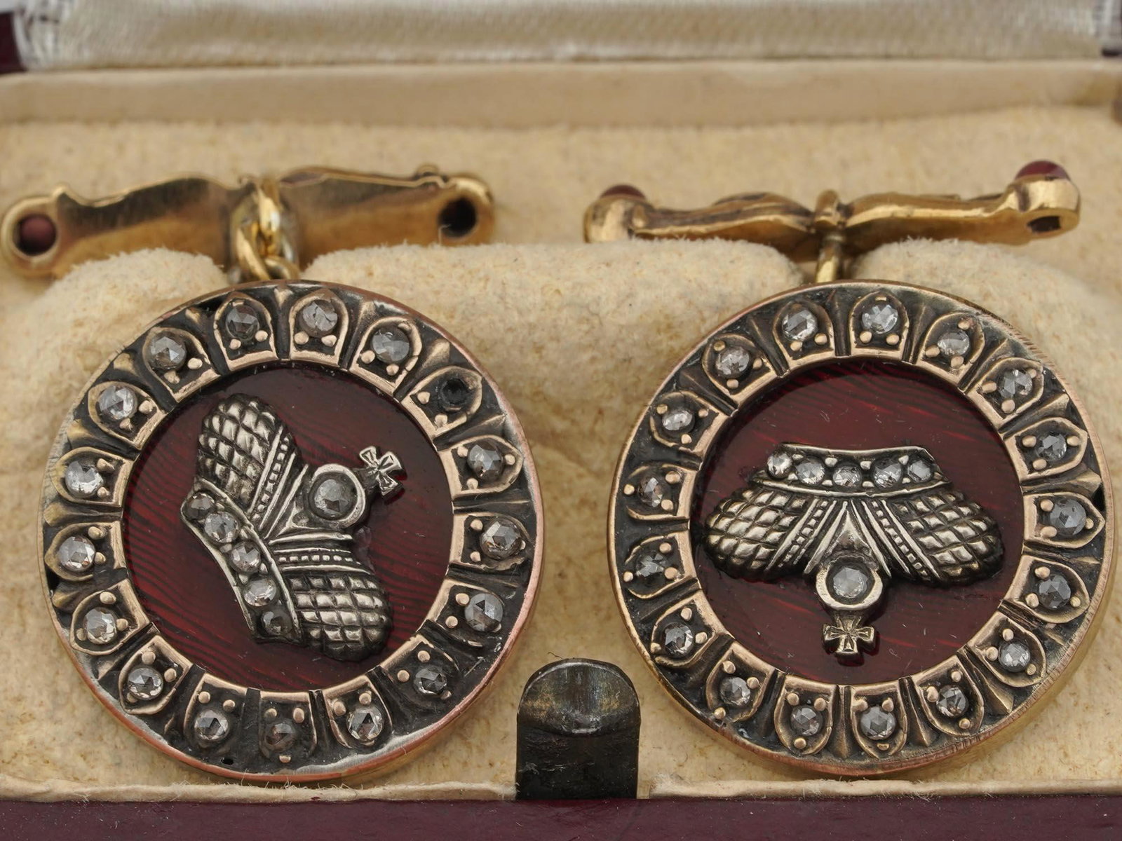 RUSSIAN 84 SILVER DIAMOND AND ENAMEL CUFF LINKS (1 of 7)