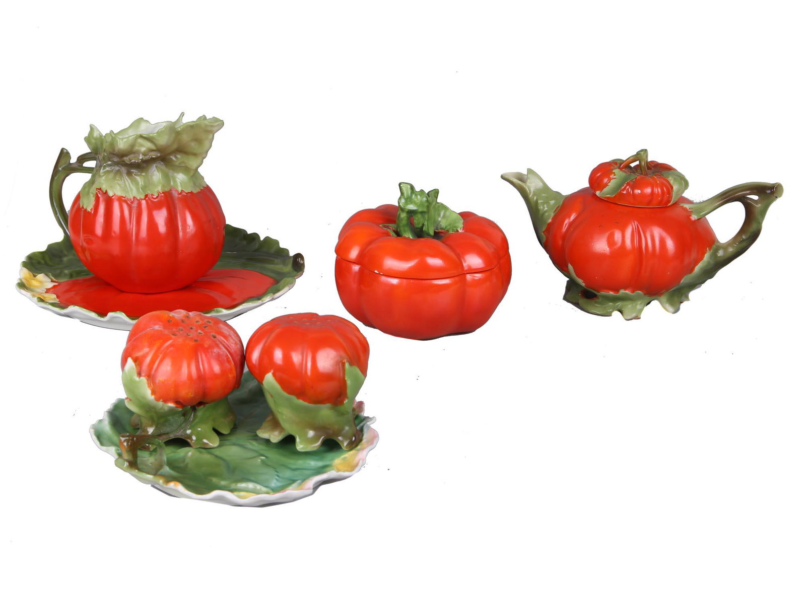 VINTAGE ROYAL BAYREUTH PORCELAIN TOMATO ITEMS (1 of 6)