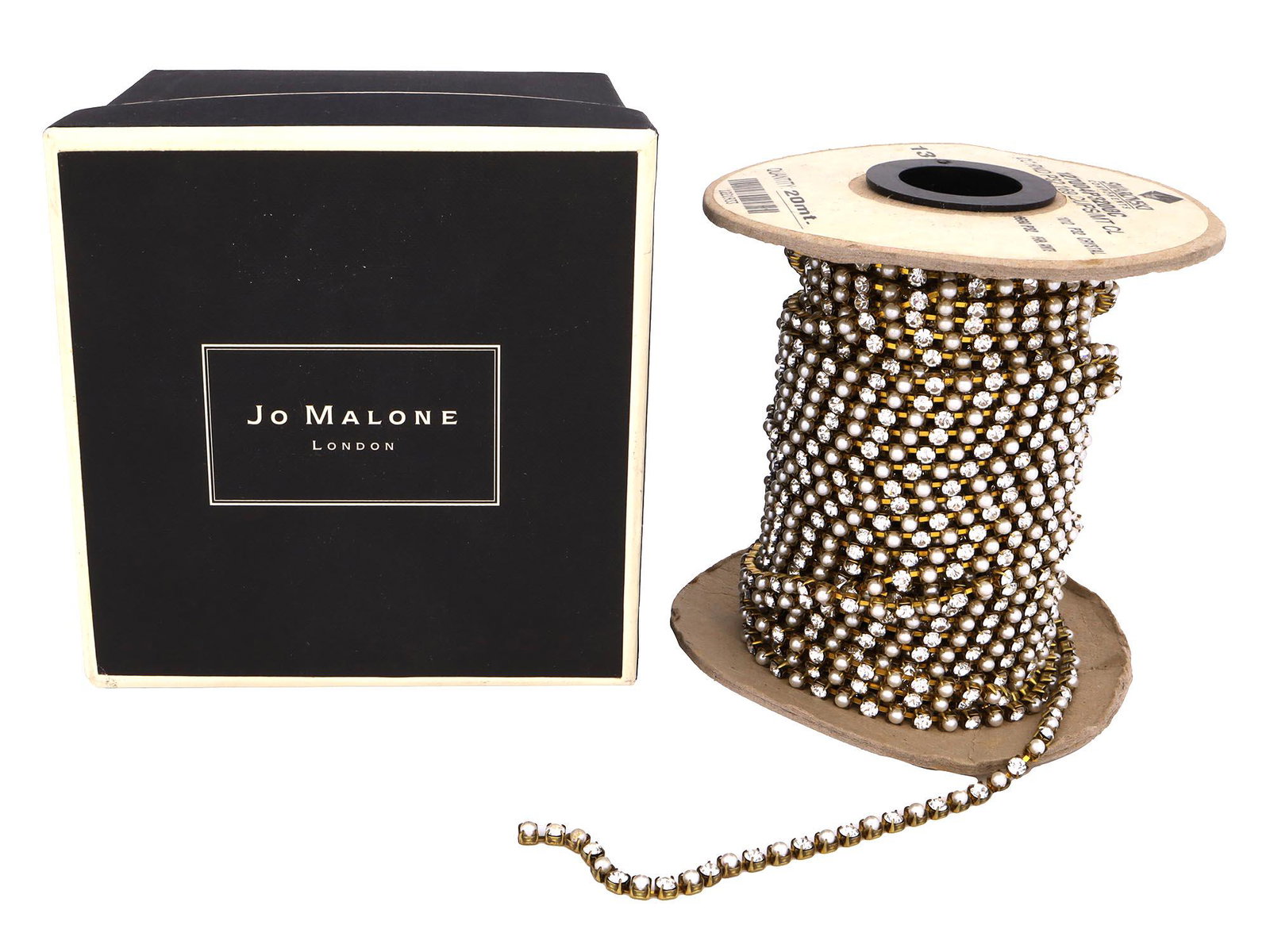 NEEDLE WORK SWAROVSKI CRYSTALS JEWELRY CHAIN TAPE (1 of 3)