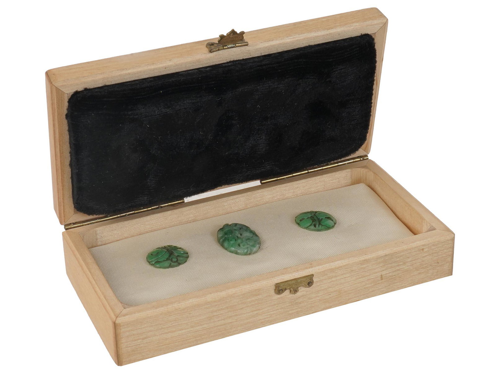 HAND CARVED JADE STONE CHIPS IN WOODEN CASE (1 of 3)