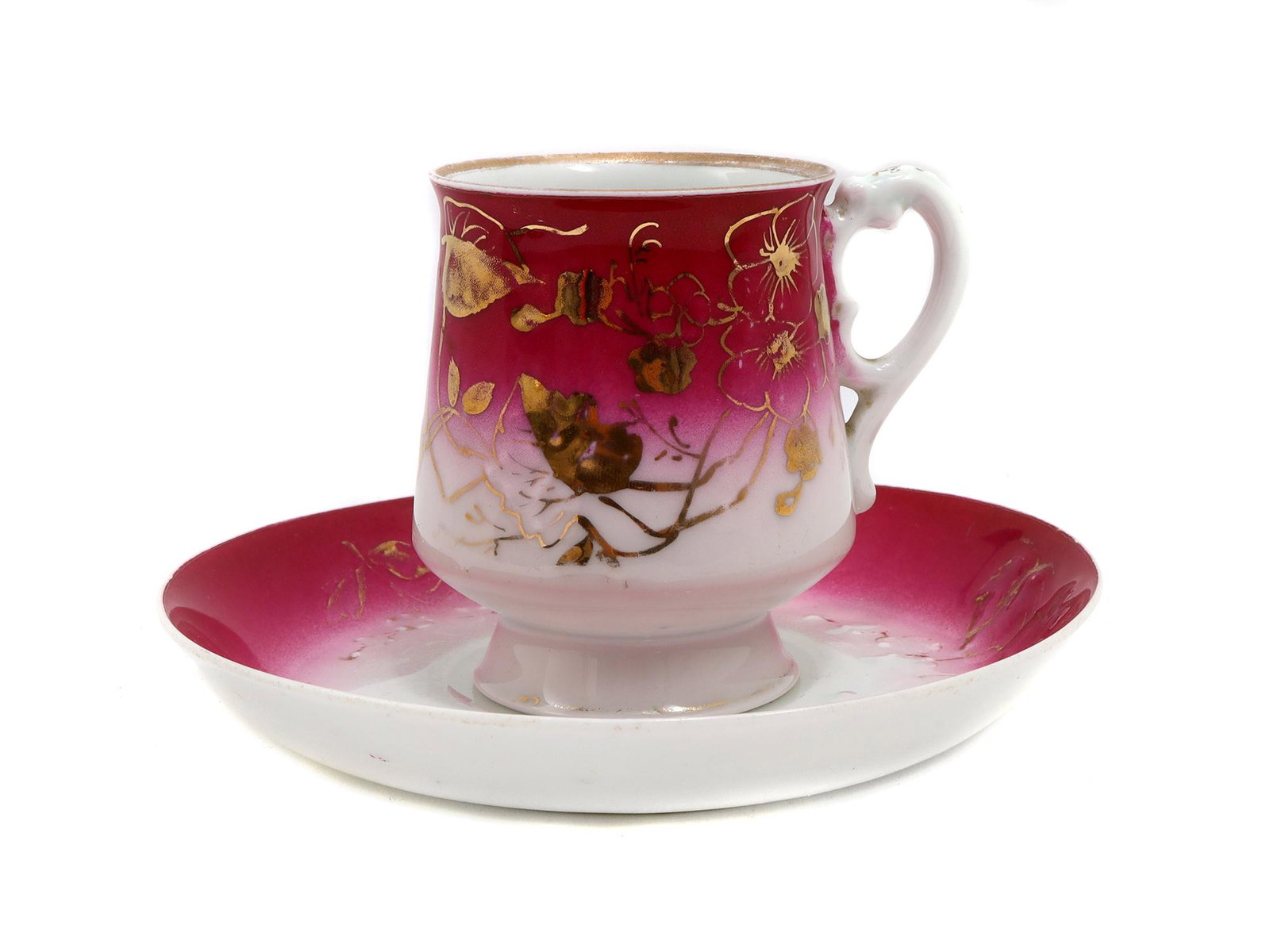 A RUSSIAN GARDNER PORCELAIN TEACUP AND SAUCER, 19TH C. (1 of 6)