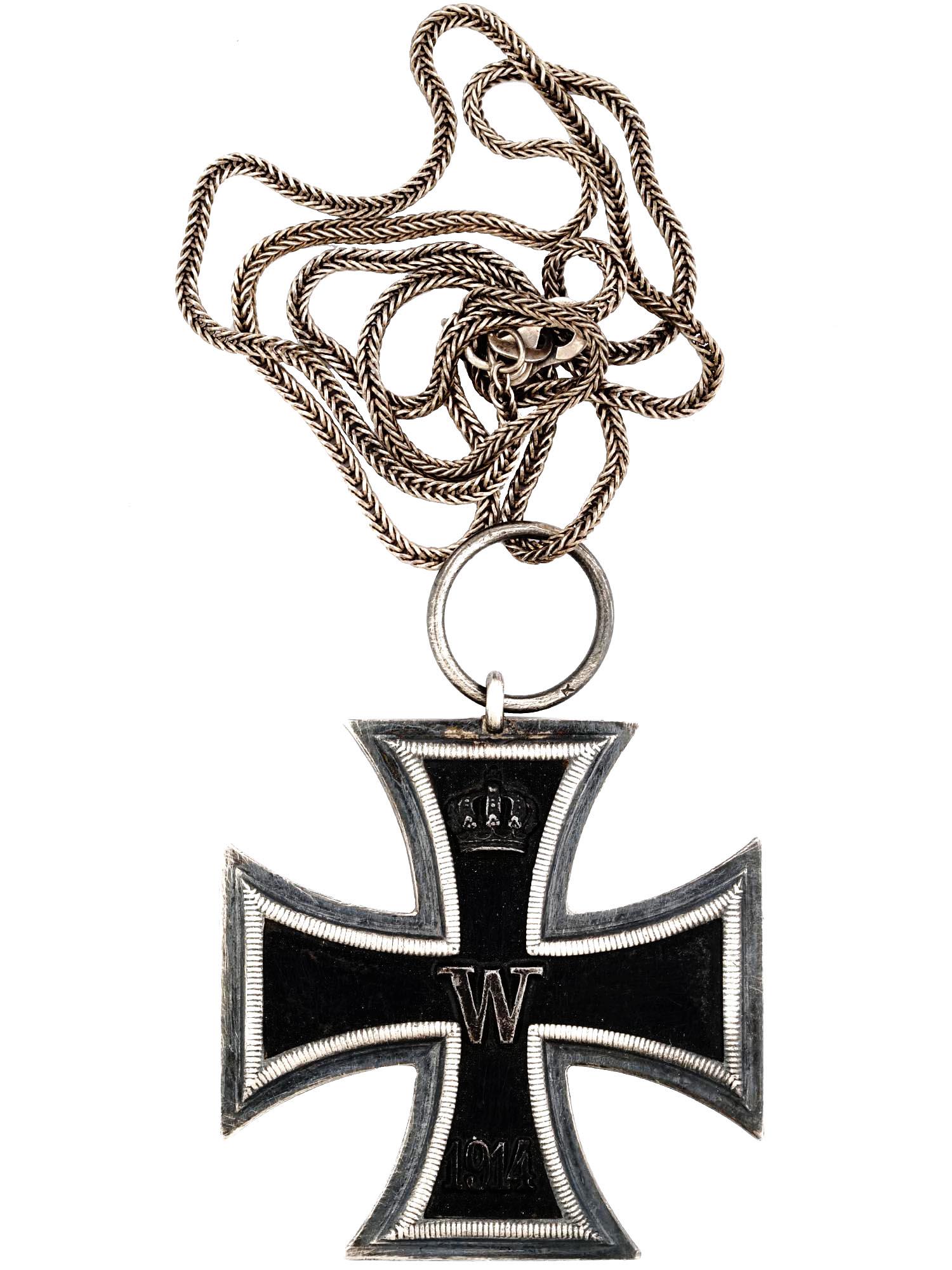 GERMAN EMPIRE WW1 IRON CROSS 2ND CLASS WITH CHAIN (1 of 4)