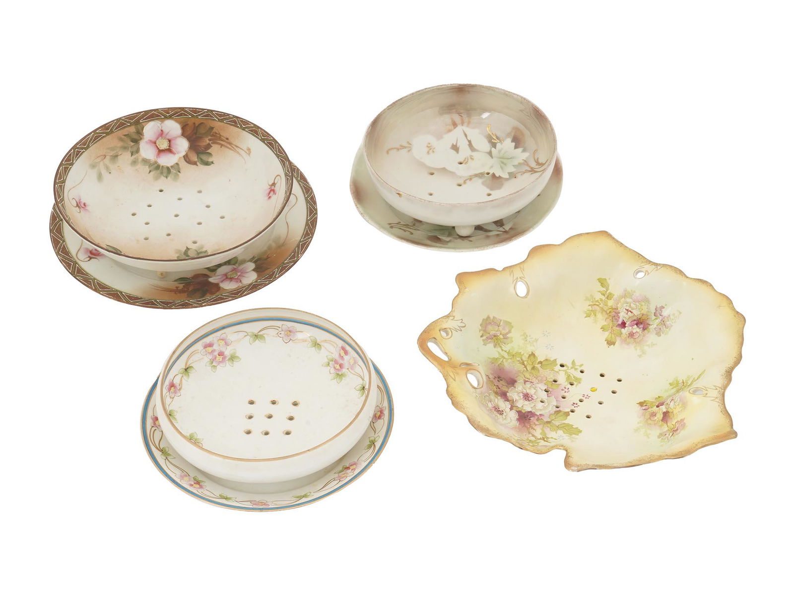 VINTAGE NIPPON WARE PORCELAIN BERRY BOWLS SAUCERS (1 of 12)