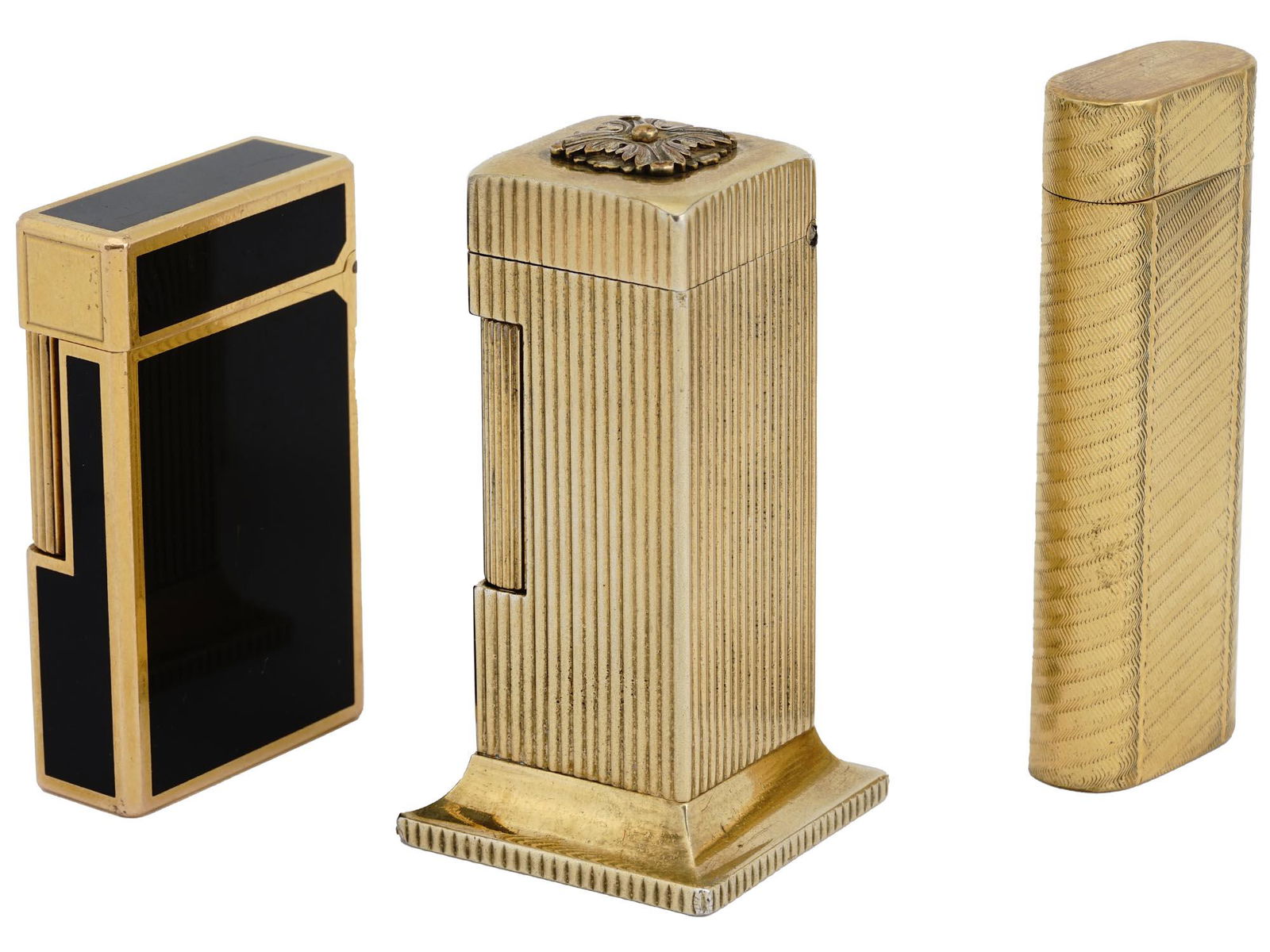 LOT OF VINTAGE LIGHTERS DUPONT CARTIER DUNHILL (1 of 5)