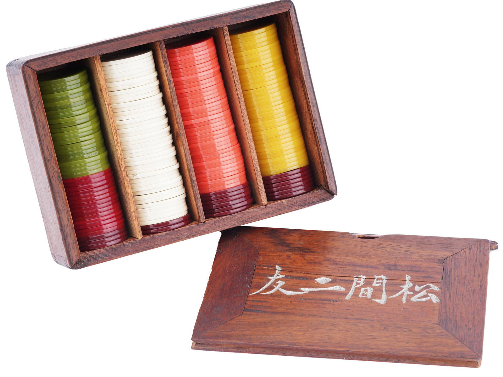 ANTIQUE CHINESE POKER CHIPS SET IN A WOODEN CASE (1 of 5)