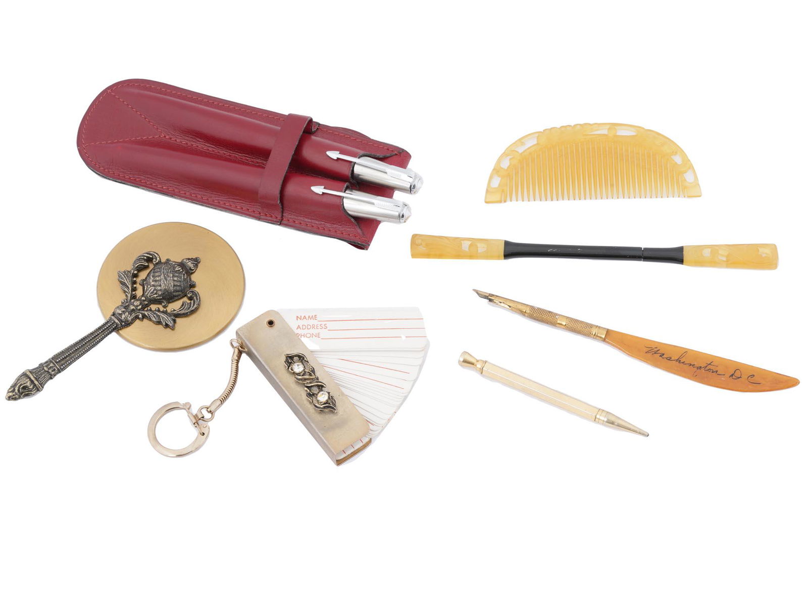 MID CENTURY DESK ACCESSORIES AND FOUNTAIN PENS (0577) on Dec 24, 2022 Antique Arena Inc. in NY