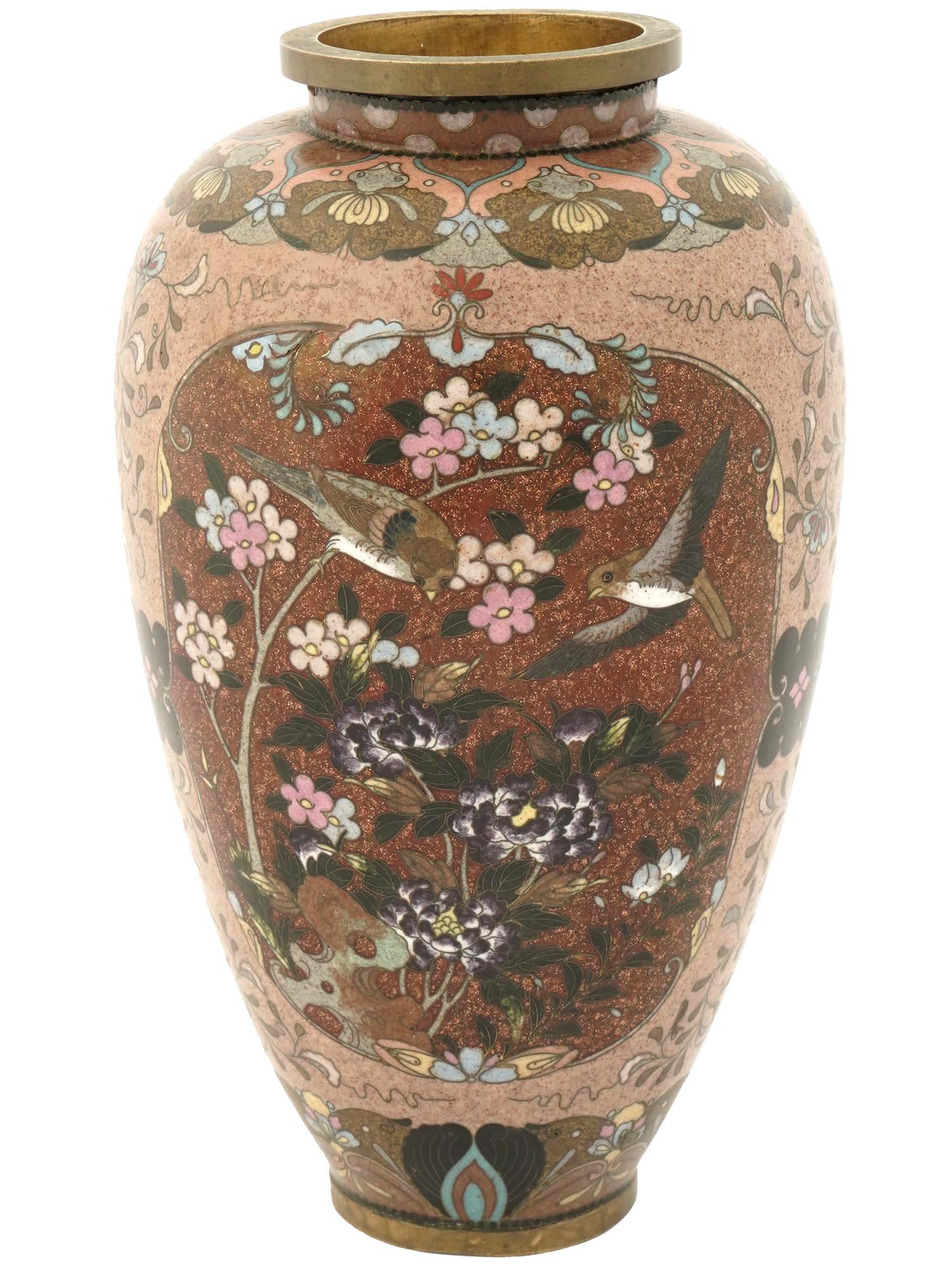 ANTIQUE MEIJI ERA JAPANESE CLOISONNE ENAMEL VASE (1 of 4)