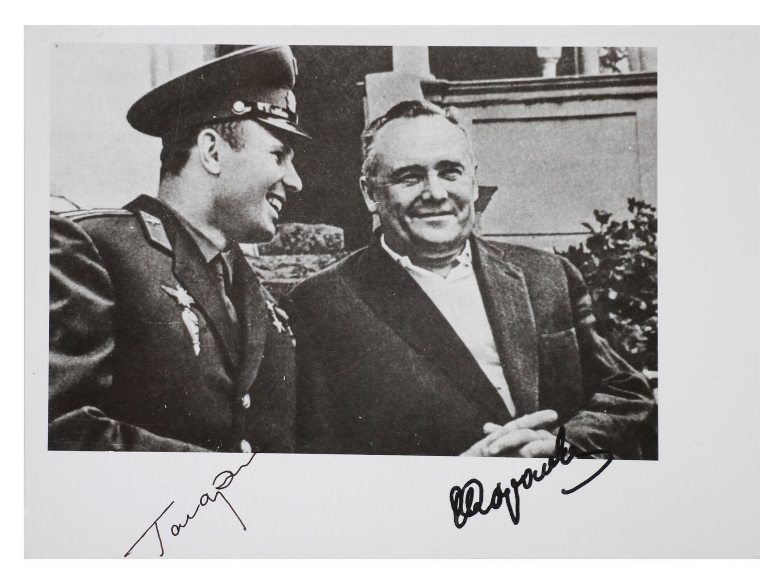 A SOVIET SIGNED PHOTOGRAPH OF KOROLEV AND GAGARIN (1 of 5)