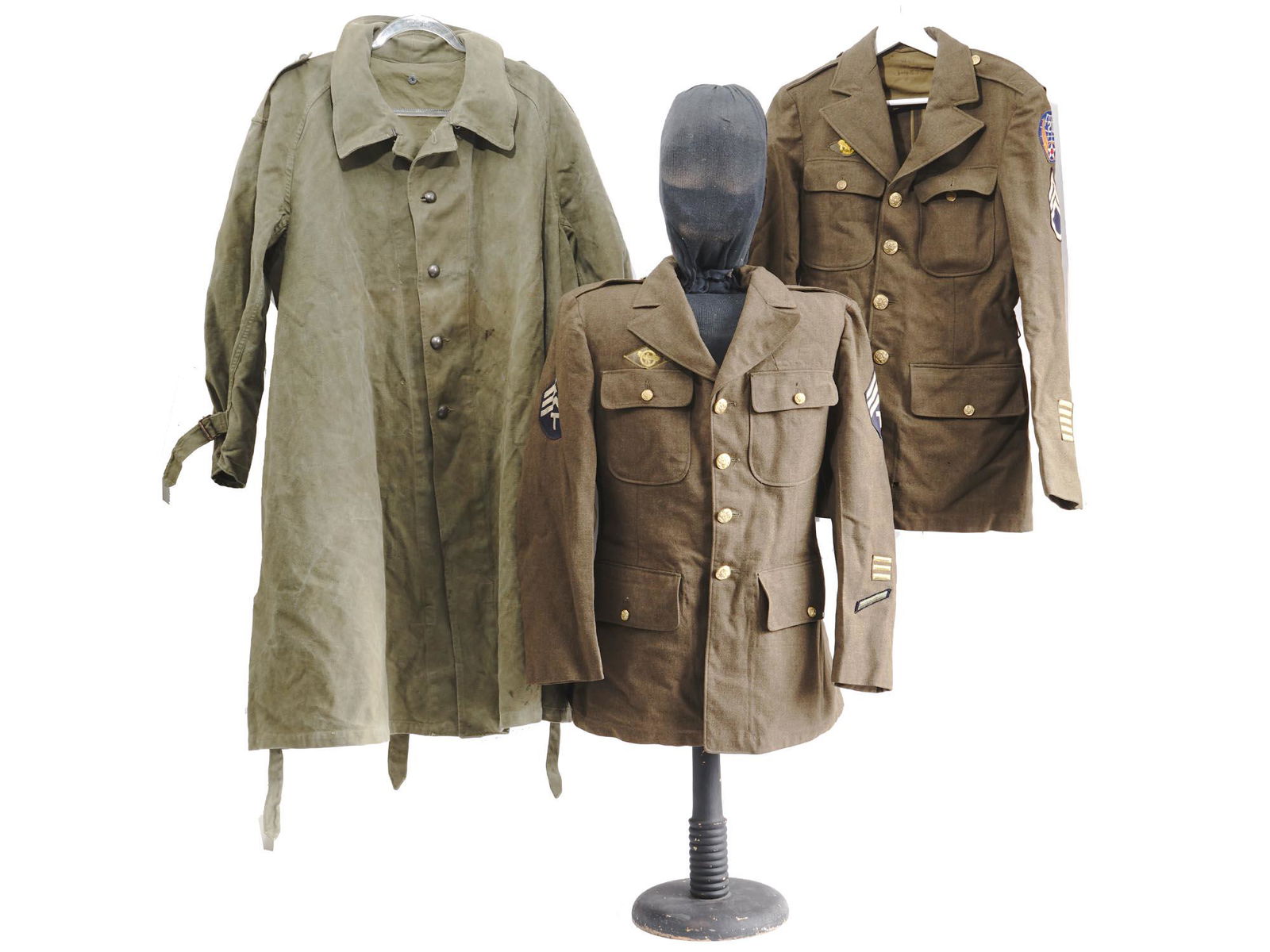 U.S. WORLD WAR II ERA MILITARY UNIFORM CLOTHES (1 of 9)
