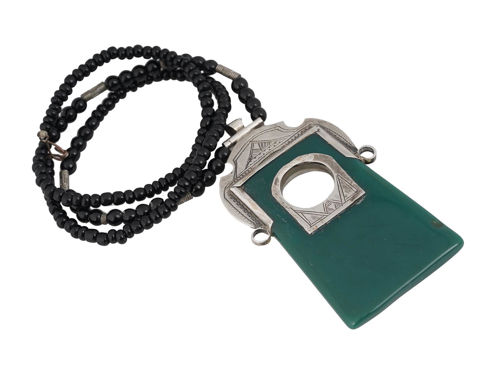 TUAREG SILVER NECKLACE WITH MALACHITE PENDANT (1 of 9)