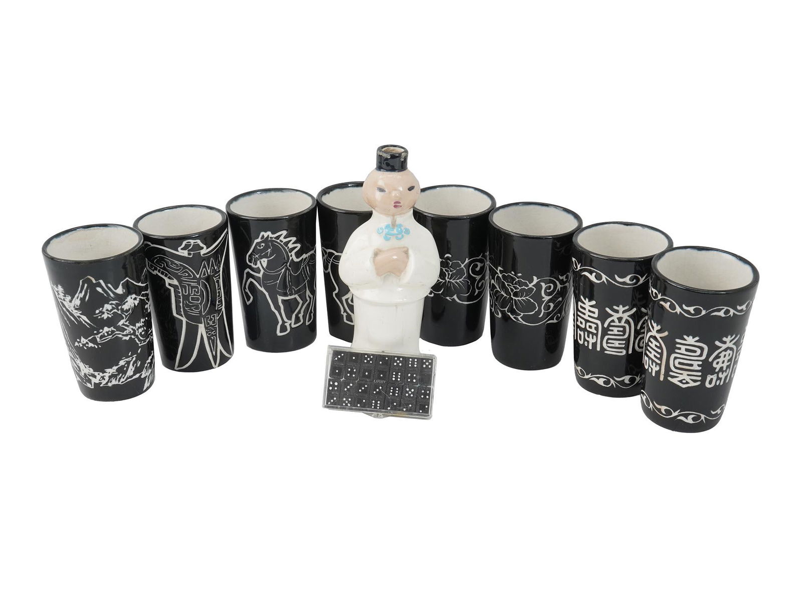 GROUP ASIAN CRAFTED PORCELAIN GLASSES BOTTLE GAME (1 of 9)