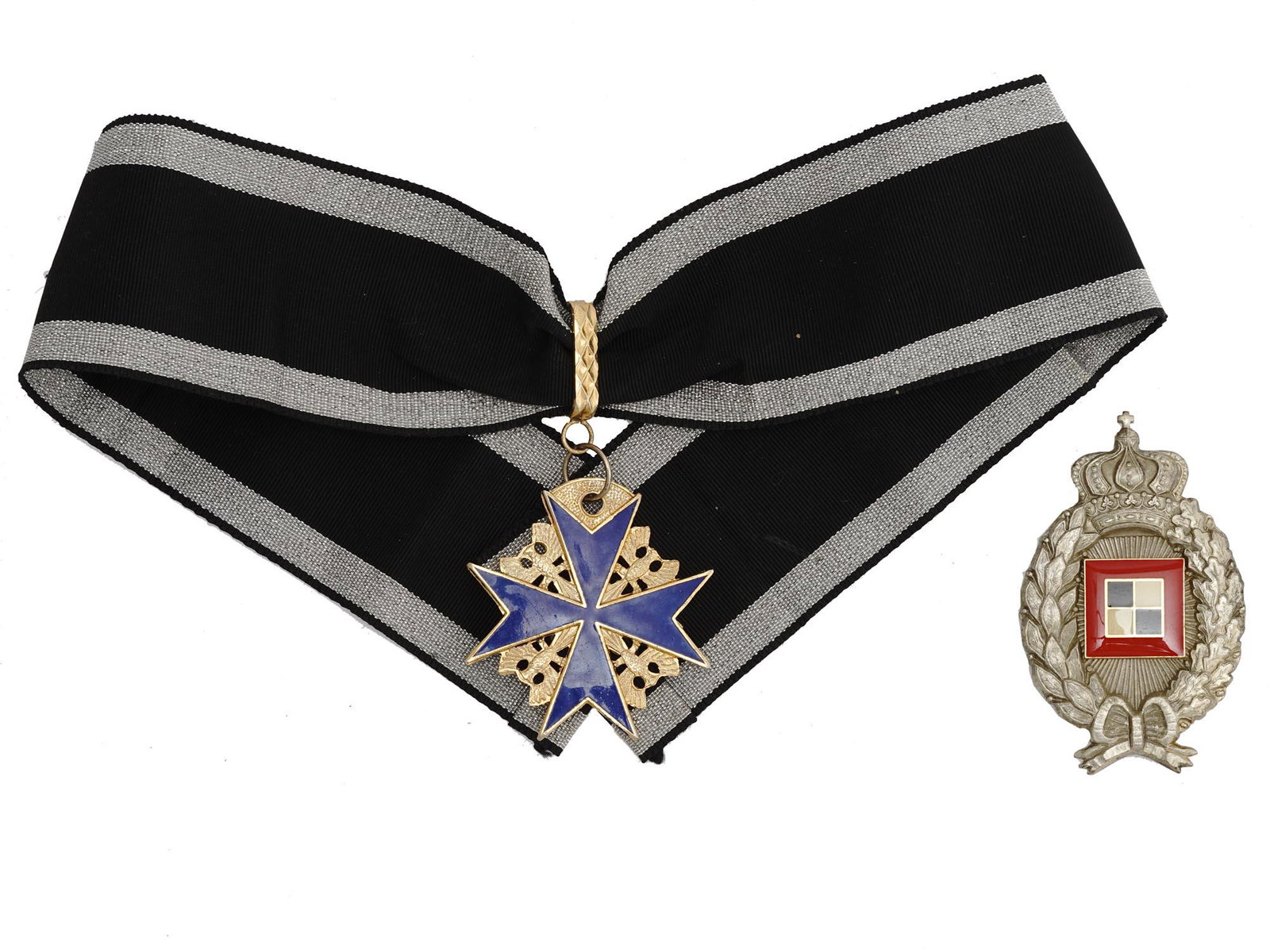 LOT WWI ERA PRUSSIAN MILITARY AWARD ORDER BADGES: A lot of WWI era Prussian military award badges. The lot includes an Order For Merit, a military award of Prussia on a ribbon with strings. The Order For Merit was the highest military award of Prussi