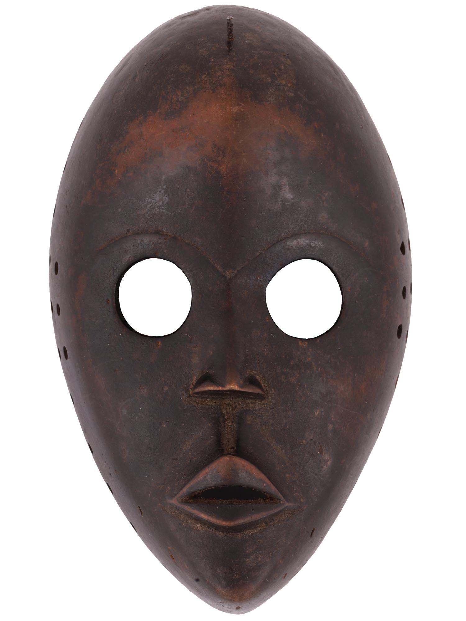ANTIQUE AFRICAN CARVED WOOD MANDE TRIBAL DAN MASK (1 of 4)