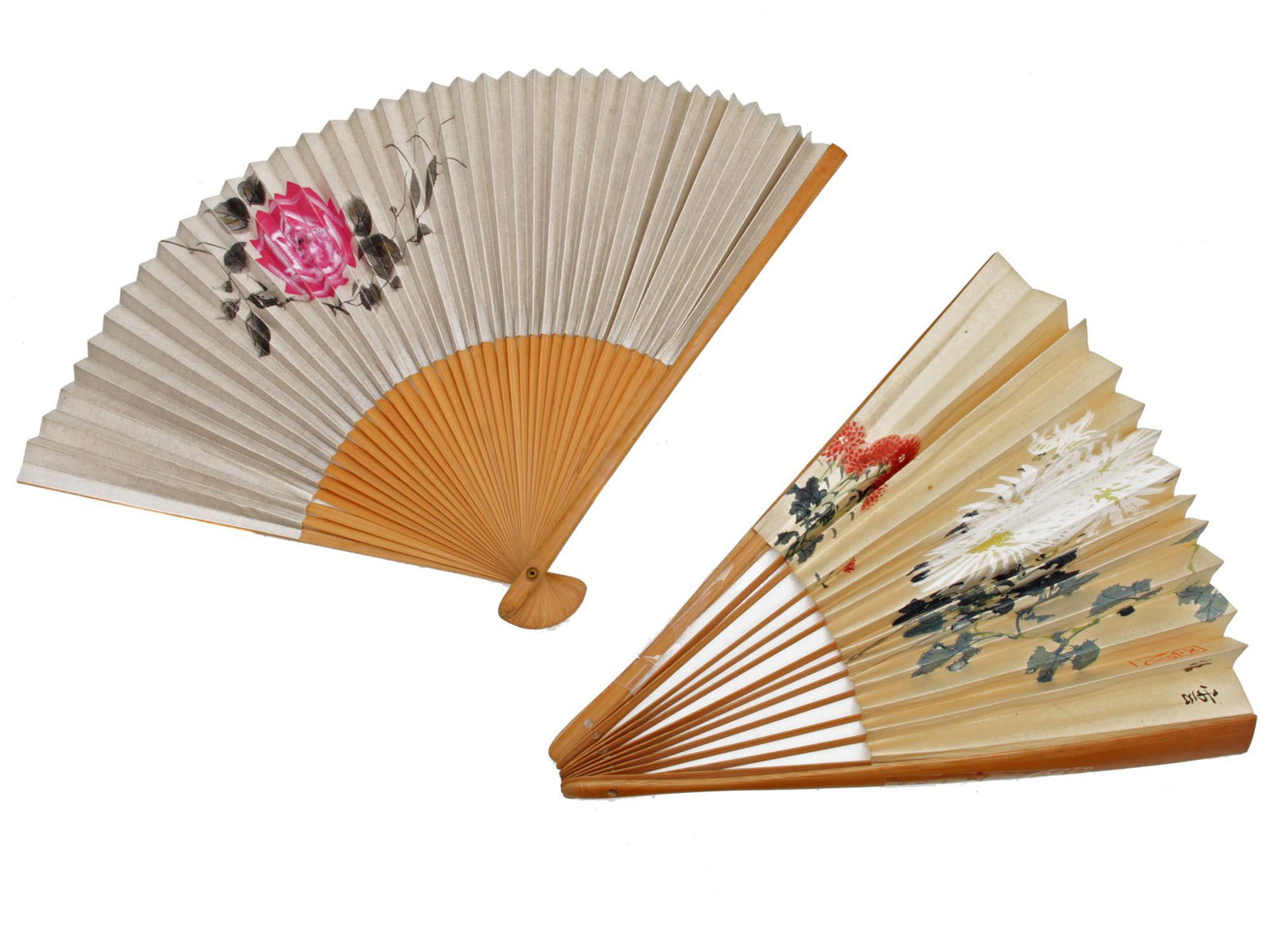 A PAIR OF ANTIQUE JAPANESE FOLDING HAND FANS (1 of 4)