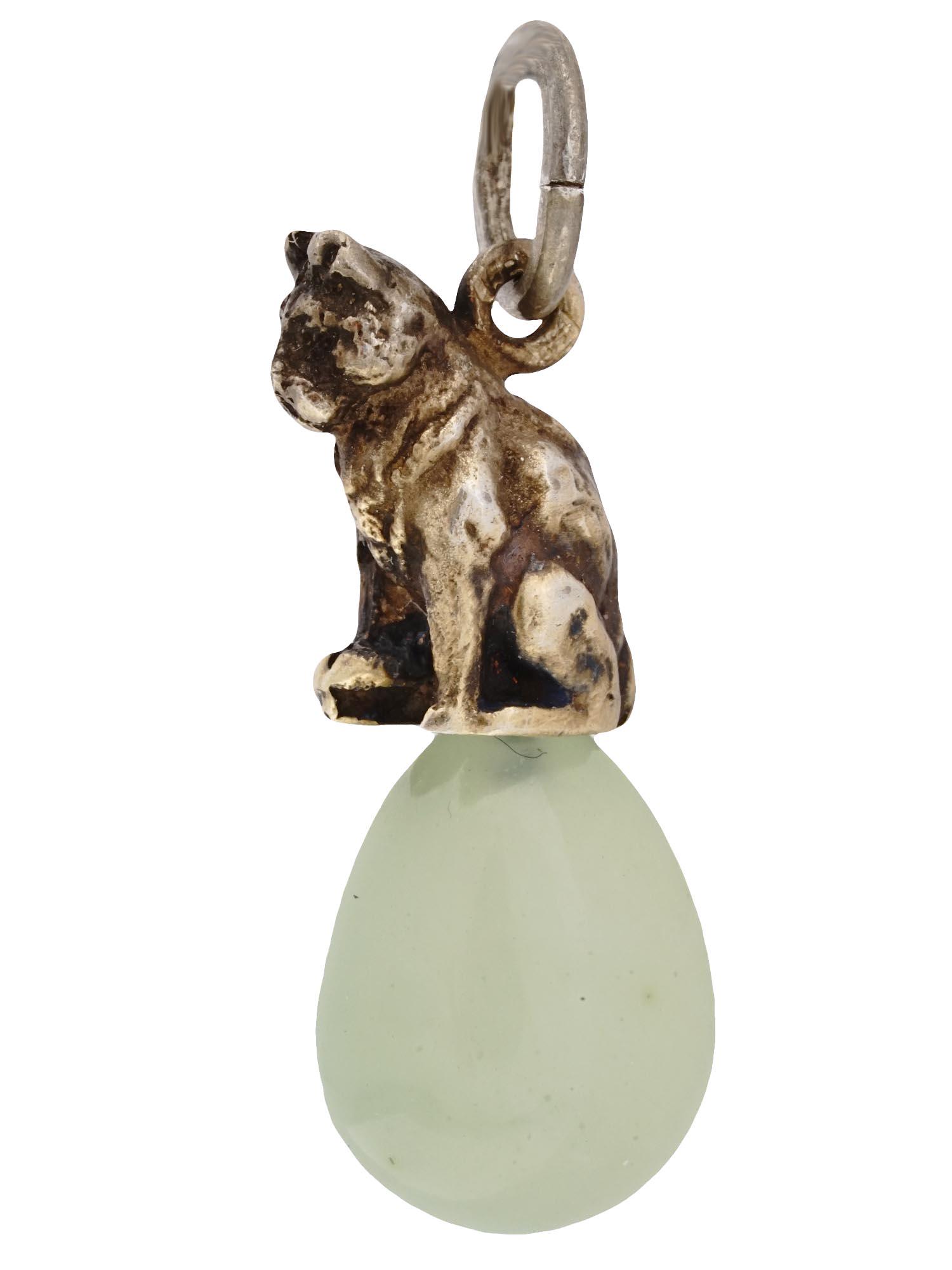 IMPERIAL RUSSIAN JADE EGG PENDANT WITH SILVER CAT (1 of 4)