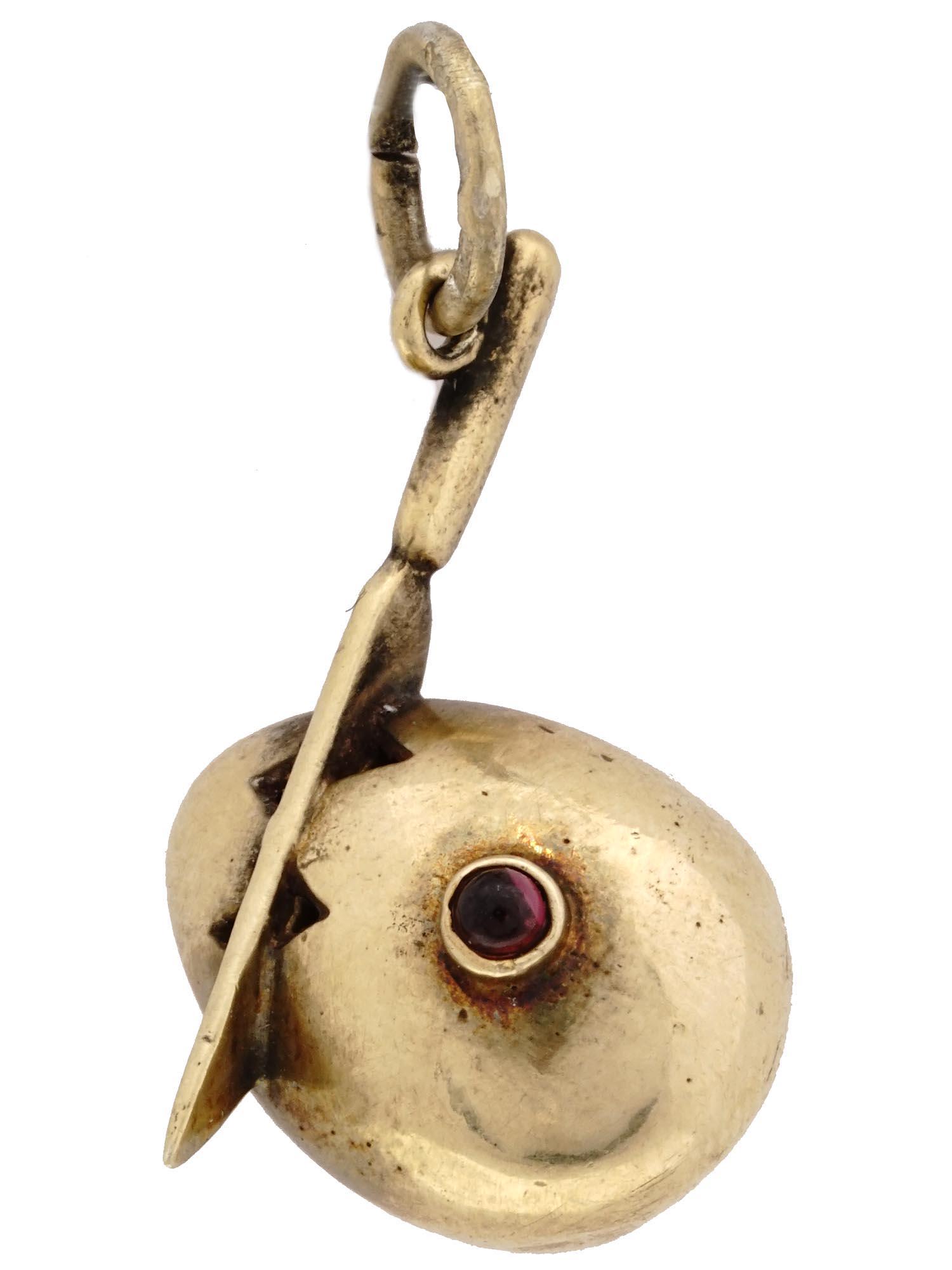 IMPERIAL RUSSIAN GILT SILVER AMETHYST EGG PENDANT (1 of 4)