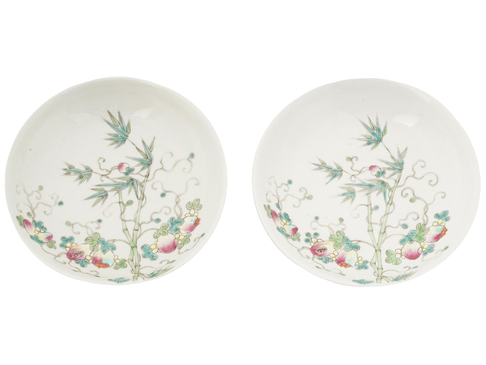 ANTIQUE CHINESE REPUBLIC PERIOD PORCELAIN SAUCERS (1 of 4)