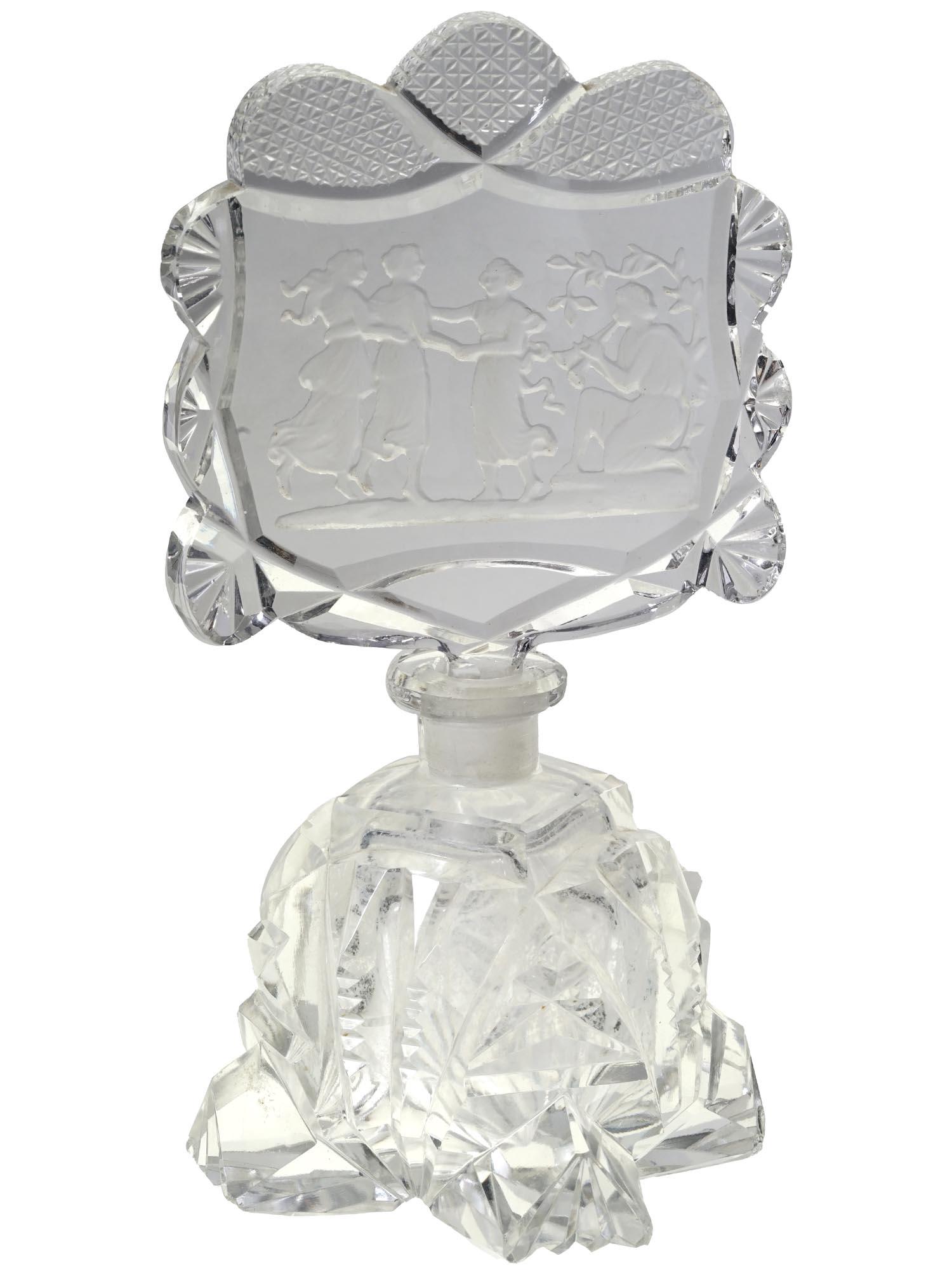 VINTAGE CRYSTAL CUT PERFUME BOTTLE WITH A LID (1 of 6)