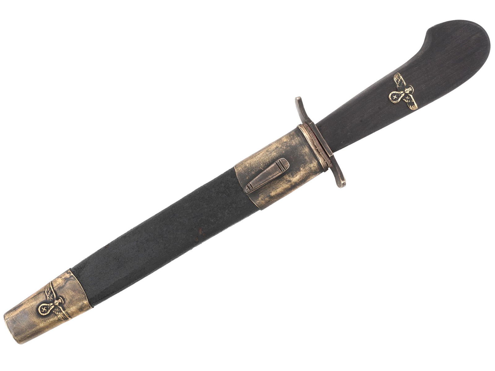WWII GERMAN SS PANZER DIVISION TOTENKOPF DAGGER: A WWII Nazi German Waffen SS Panzer Division Totenkopf dagger featuring a steel pointed blade, which reads the etched inscription in German 3. SS Panzerdivision Totenkopf and holds the manufacturer ma