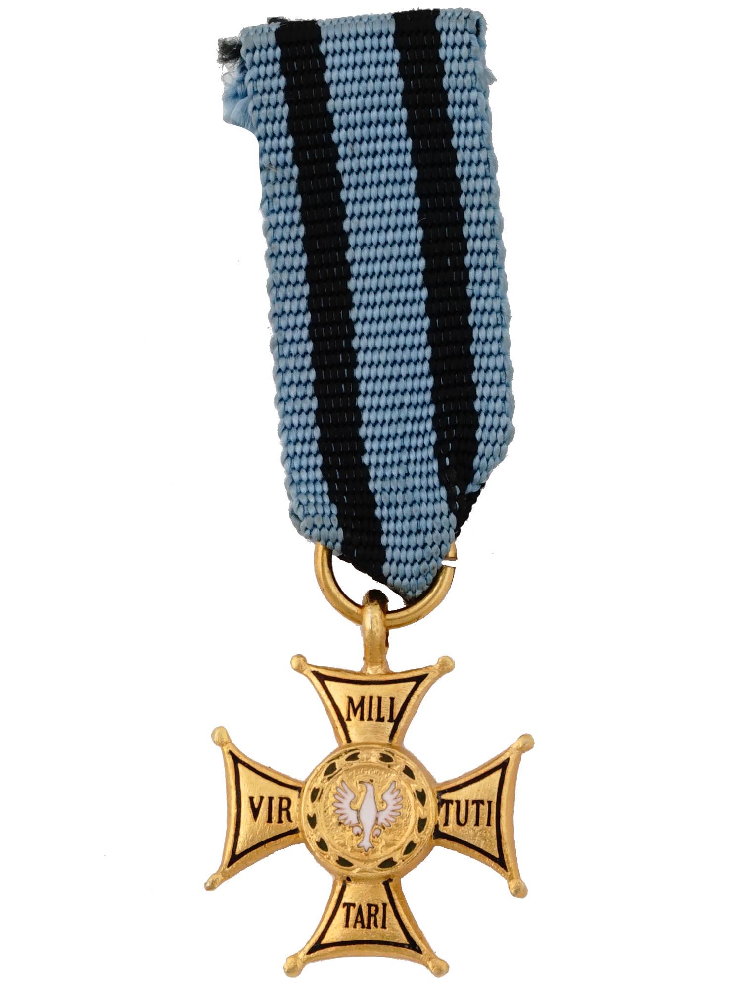 WWII POLISH WAR ORDER OF VIRTUTI MILITARI IN GOLD (1 of 4)