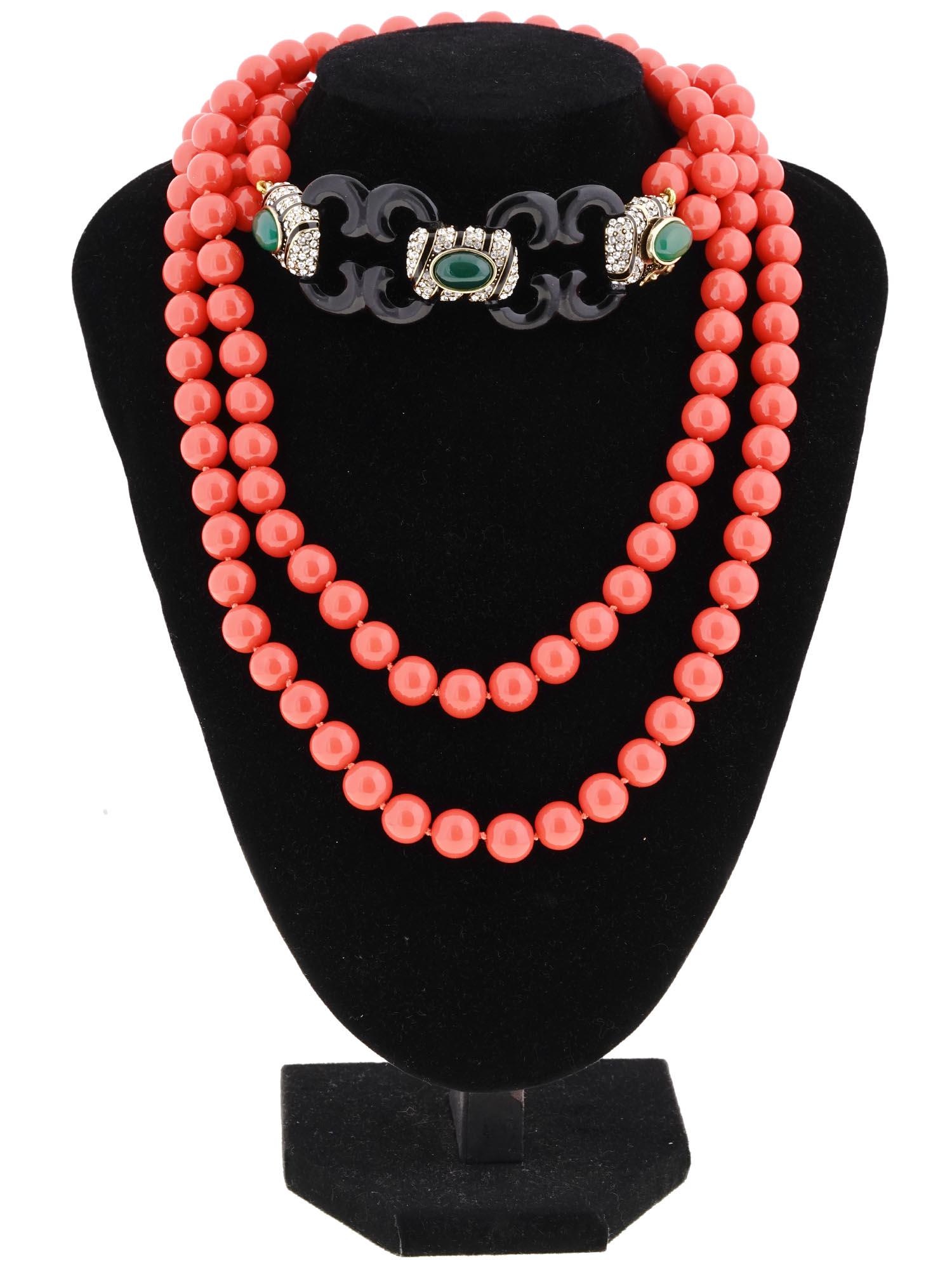 VINTAGE RED CORAL BEADED NECKLACE BY HEIDI DAUS (1 of 5)