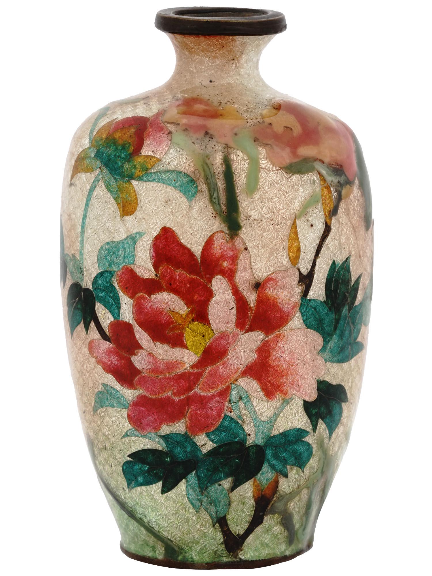 ANTIQUE MEIJI JAPAN GINBARI CLOISONNE FLORAL VASE (1 of 6)