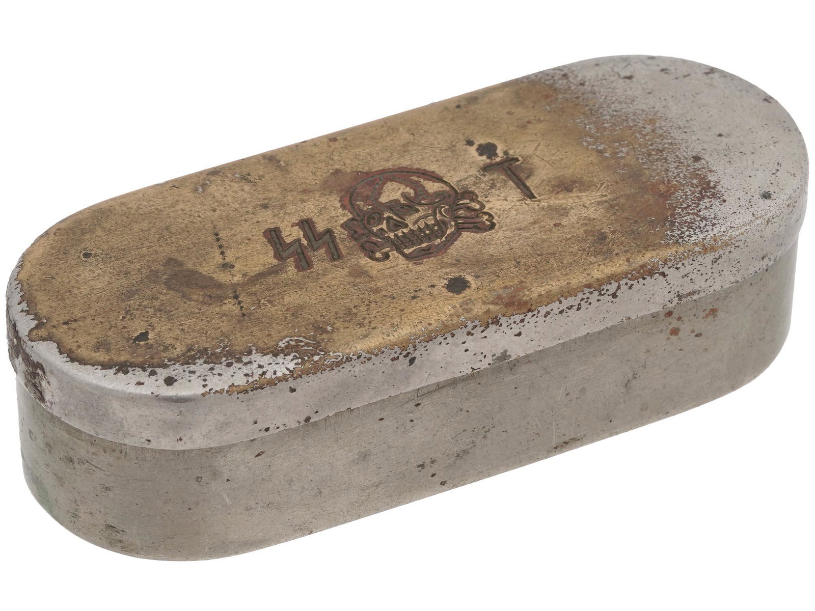 WWII GERMAN SS TOTENKOPF OFFICERS TRINKET BOX: A WWII German Totenkopf Officers oval shaped lidded trinket box. Engraved on the matched lid with an SS emblem, an image of a skull and a T letter for SS Panzer Division Totenkopf. Second World War Na