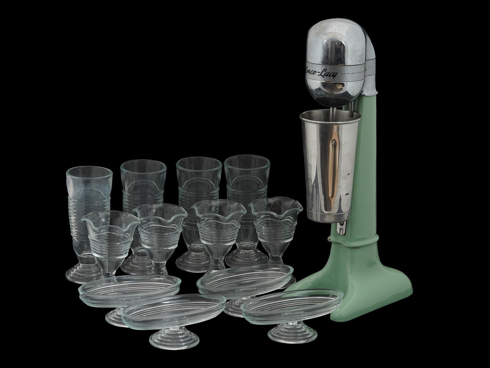 VINTAGE USA HELMCO LACY MILKSHAKER AND GLASSWARE (1 of 12)