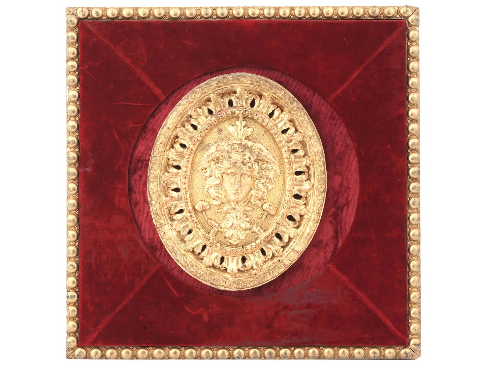 ANTIQUE GILT CARVED WOODEN PLAQUE OF MEDUSA GORGO (1 of 3)