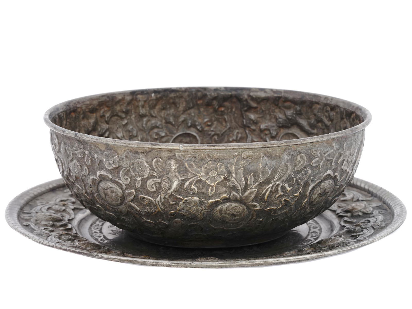 ANTIQUE INDIAN SILVERPLATE BOWL AND SERVING PLATE (1 of 4)