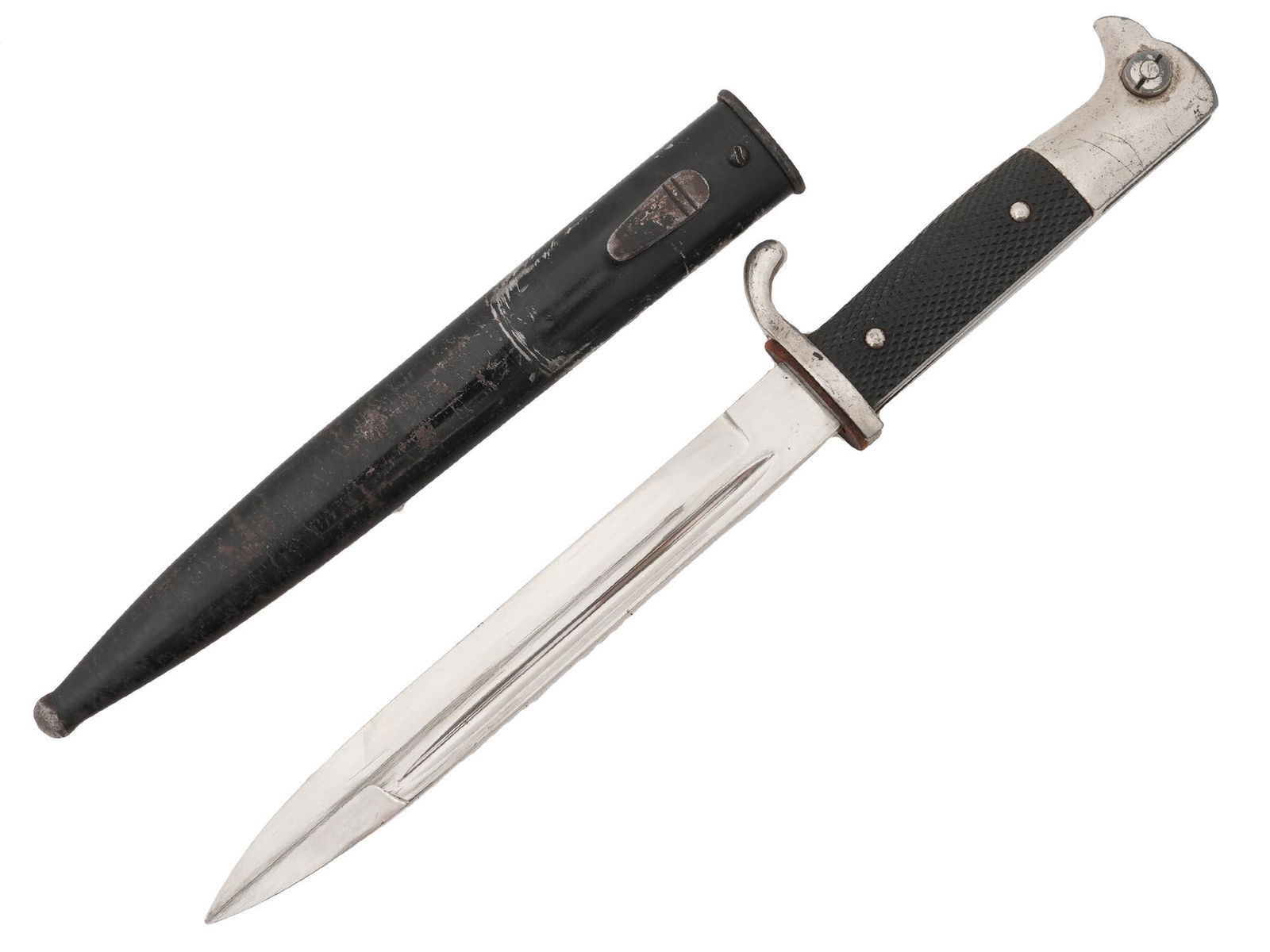 WWII NAZI GERMAN COMBAT BAYONET KNIFE W SCABBARD: A World War II Nazi German Third Reich Ceremonial Combat Mauser bayonet knife. A stainless steel blade, and a black bakelite handle. Completed with a black metal scabbard. The combat knives became a f
