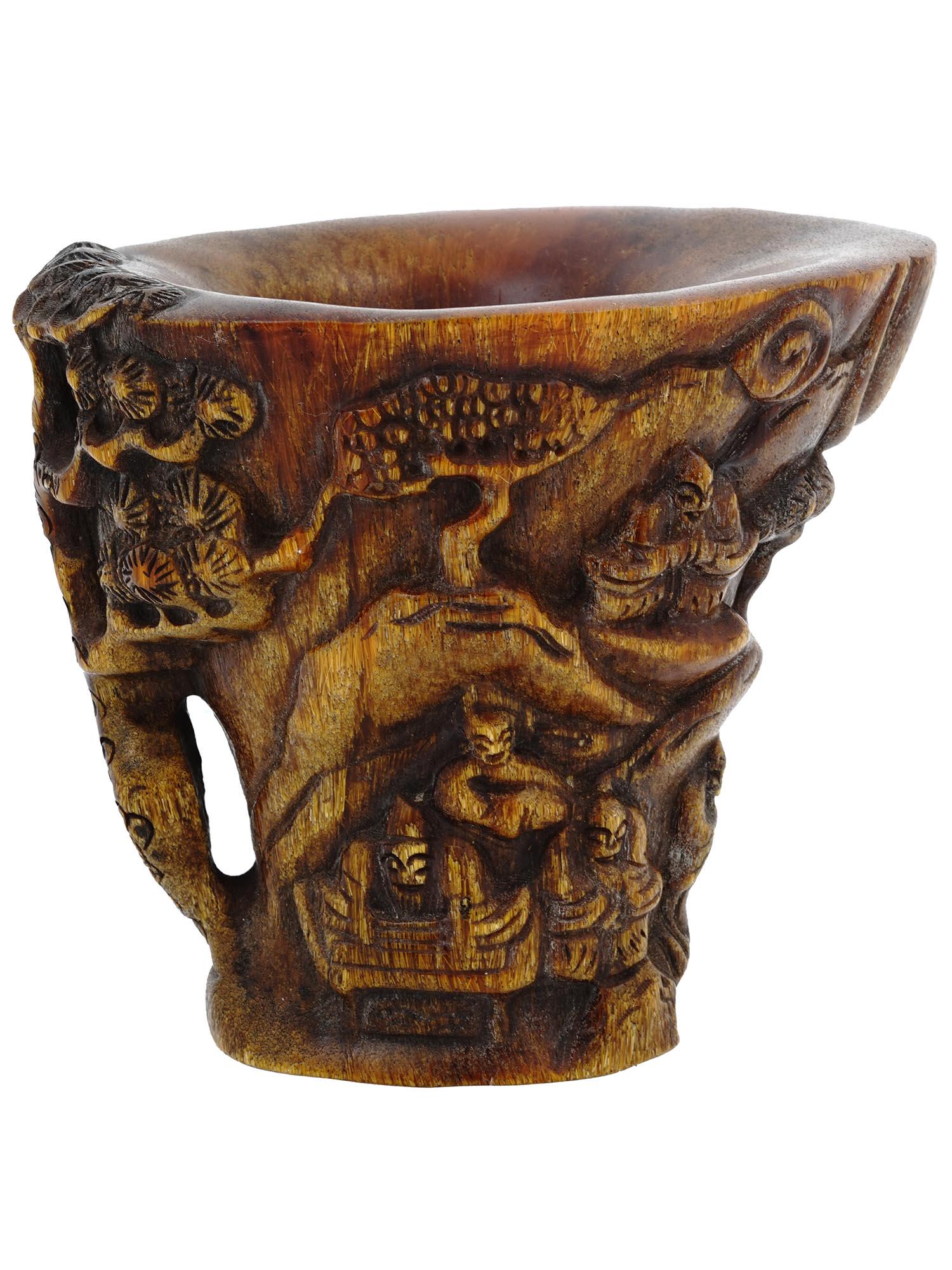 ANTIQUE CHINESE HAND CARVED SIMULATED HORN CUP (1 of 6)