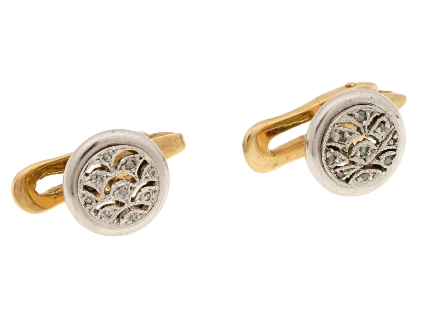 GOLD, PLATINUM, DIAMONDS SHIRT COLLAR CUFFLINKS: A pair of elegant Art Deco cufflinks for the shirt collar, made in platinum with openwork fan motifs and set with matched diamonds. Yellow gold back and clasp, marked: 18 CT. Fine Antique And Vintage