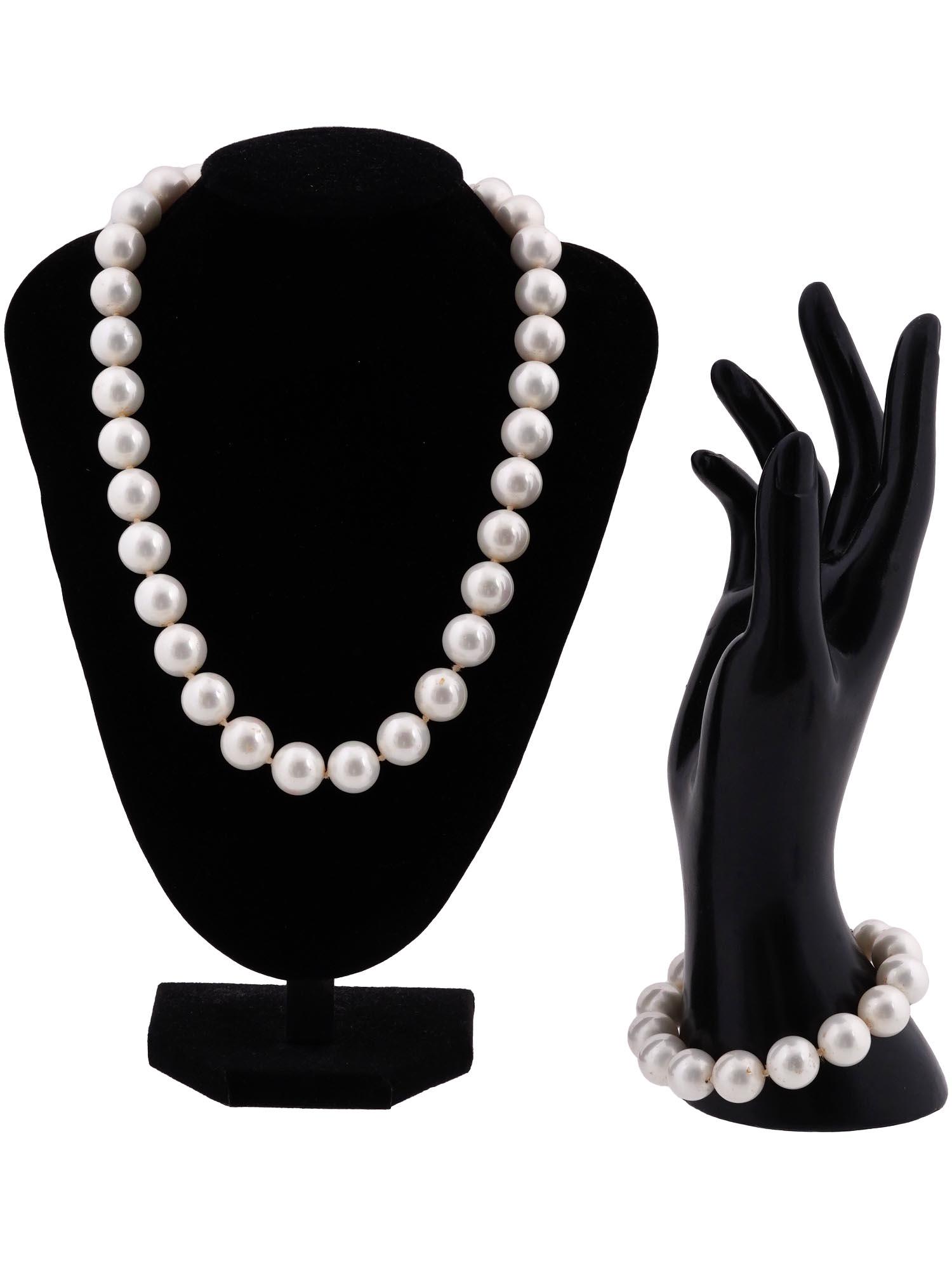 VINTAGE CULTURED PEARL NECKLACE AND BRACELET SET (1 of 3)