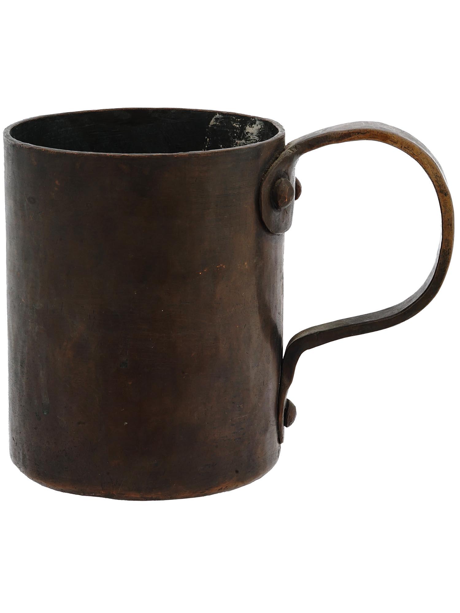 19TH CENTURY HAND MADE HAMMERED HEAVY COPPER MUG (1 of 6)