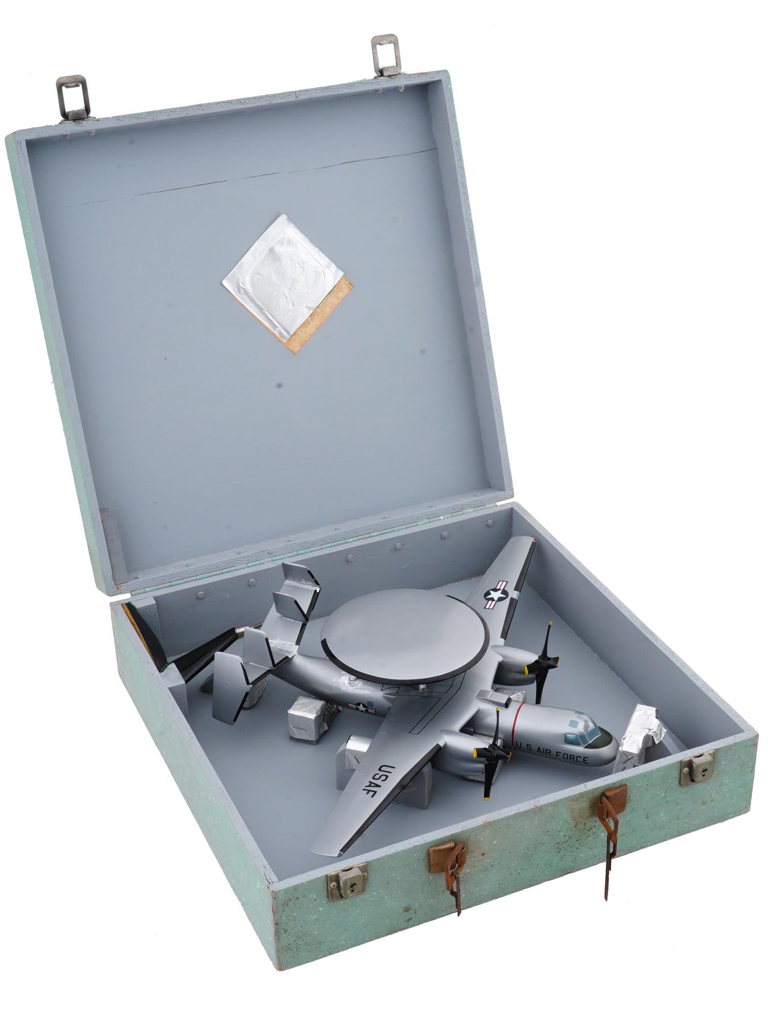 1960S GRUMMAN E-2A HAWKEYE US NAVY AIRCRAFT MODEL (1 of 12)